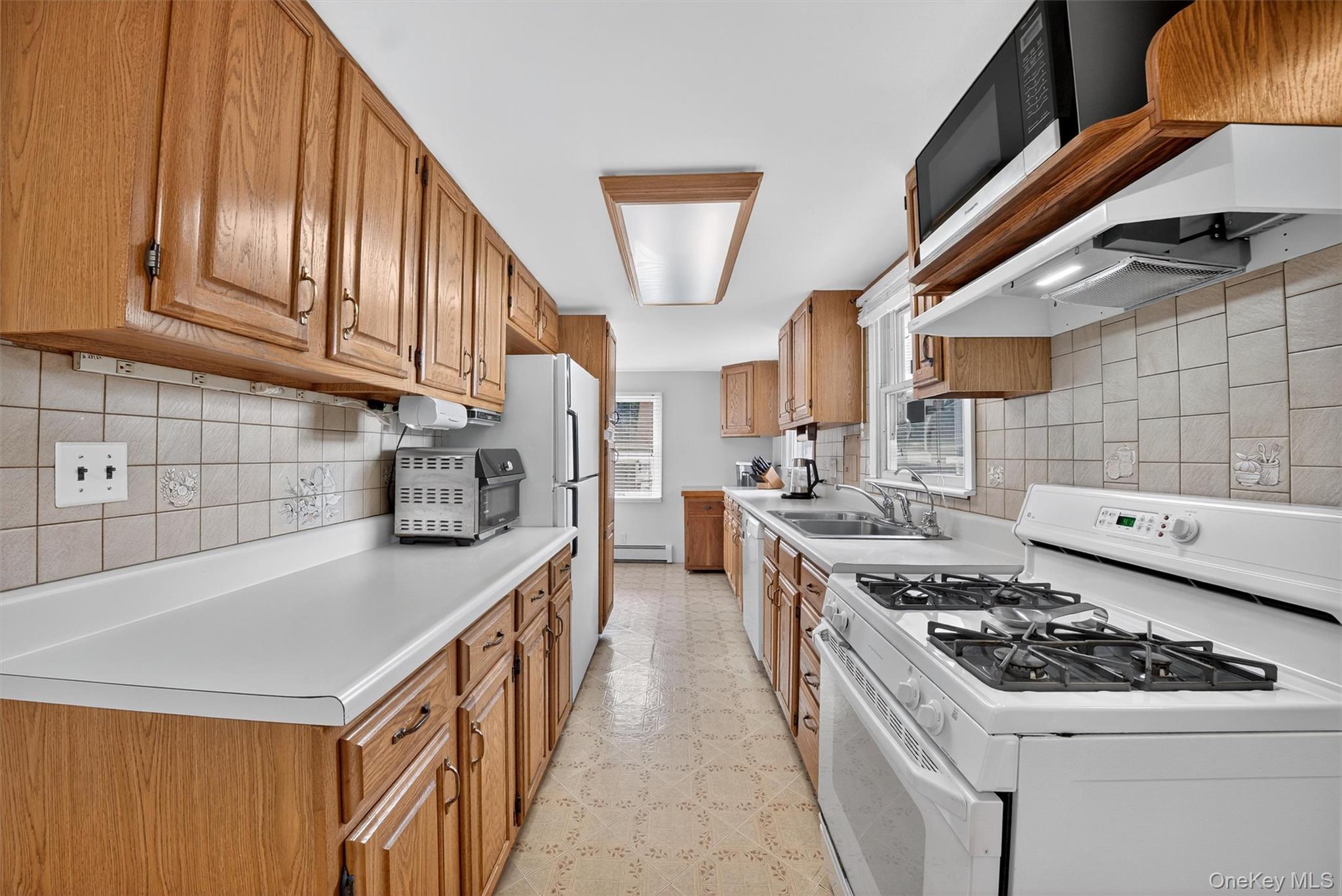 62 Lakeside Drive, New Windsor, NY 12553