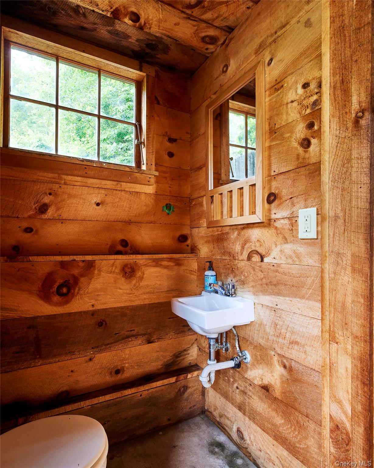 54 Davis Lane, Grahamsville, NY 12740