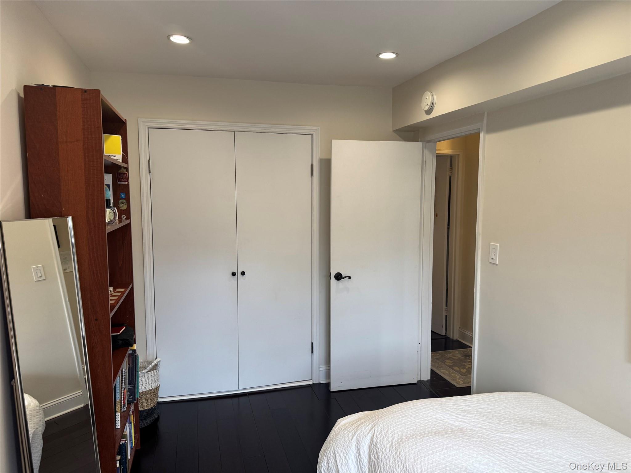 33-27 91st Street # 5F, Jackson Heights, NY 11372