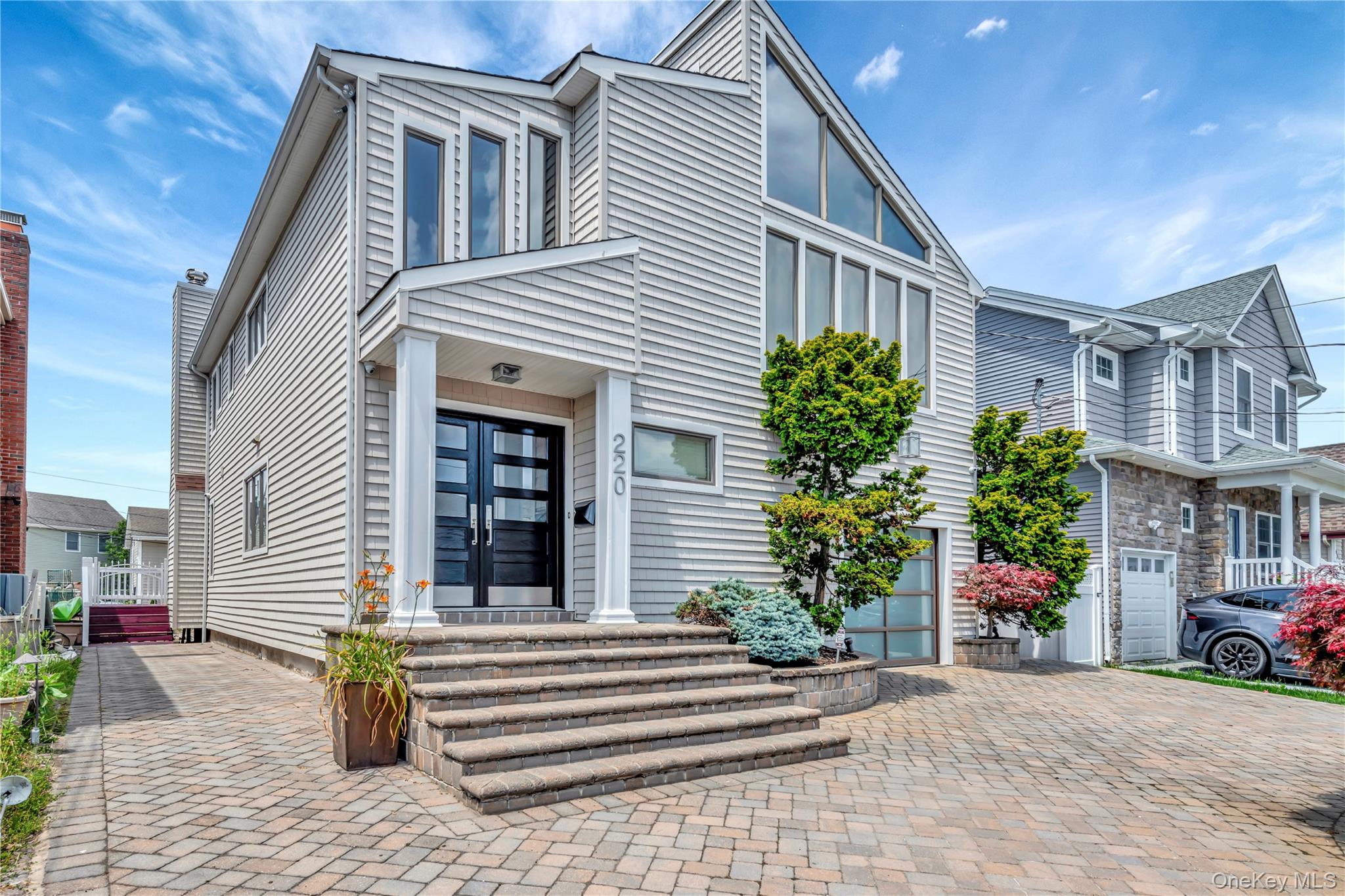 220 Lee Place, Bellmore, NY 11710