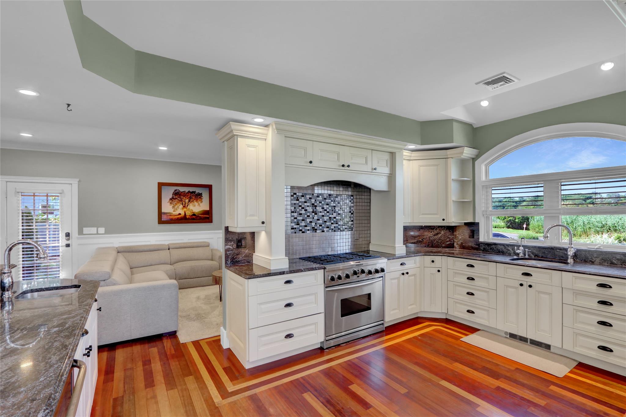 458 Riviera Drive, Mastic Beach, NY 11951