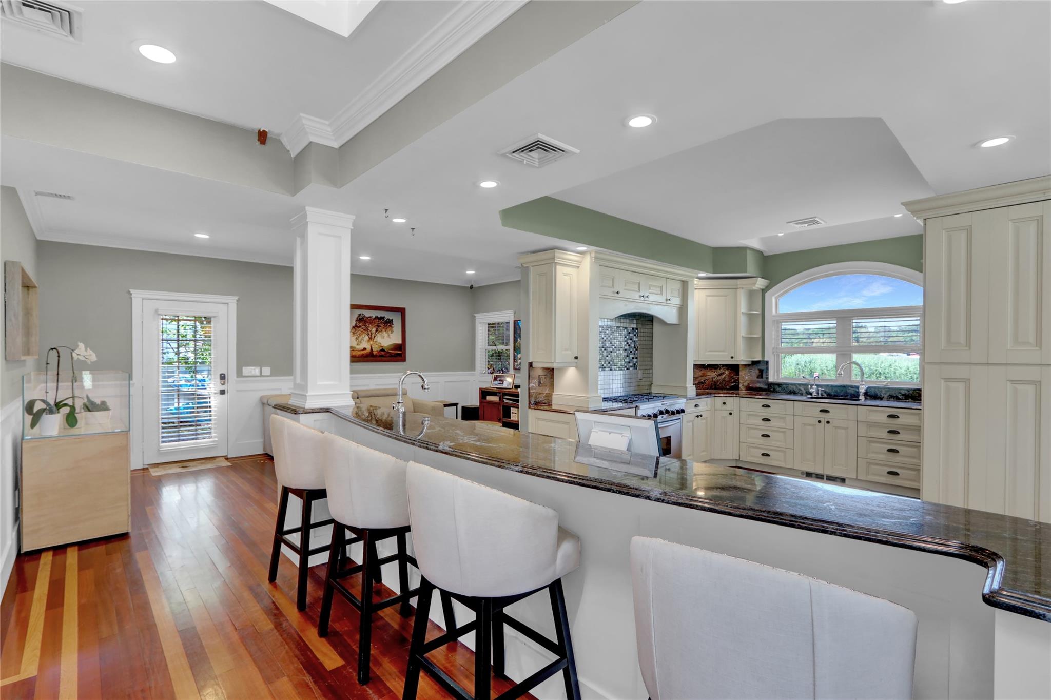 458 Riviera Drive, Mastic Beach, NY 11951