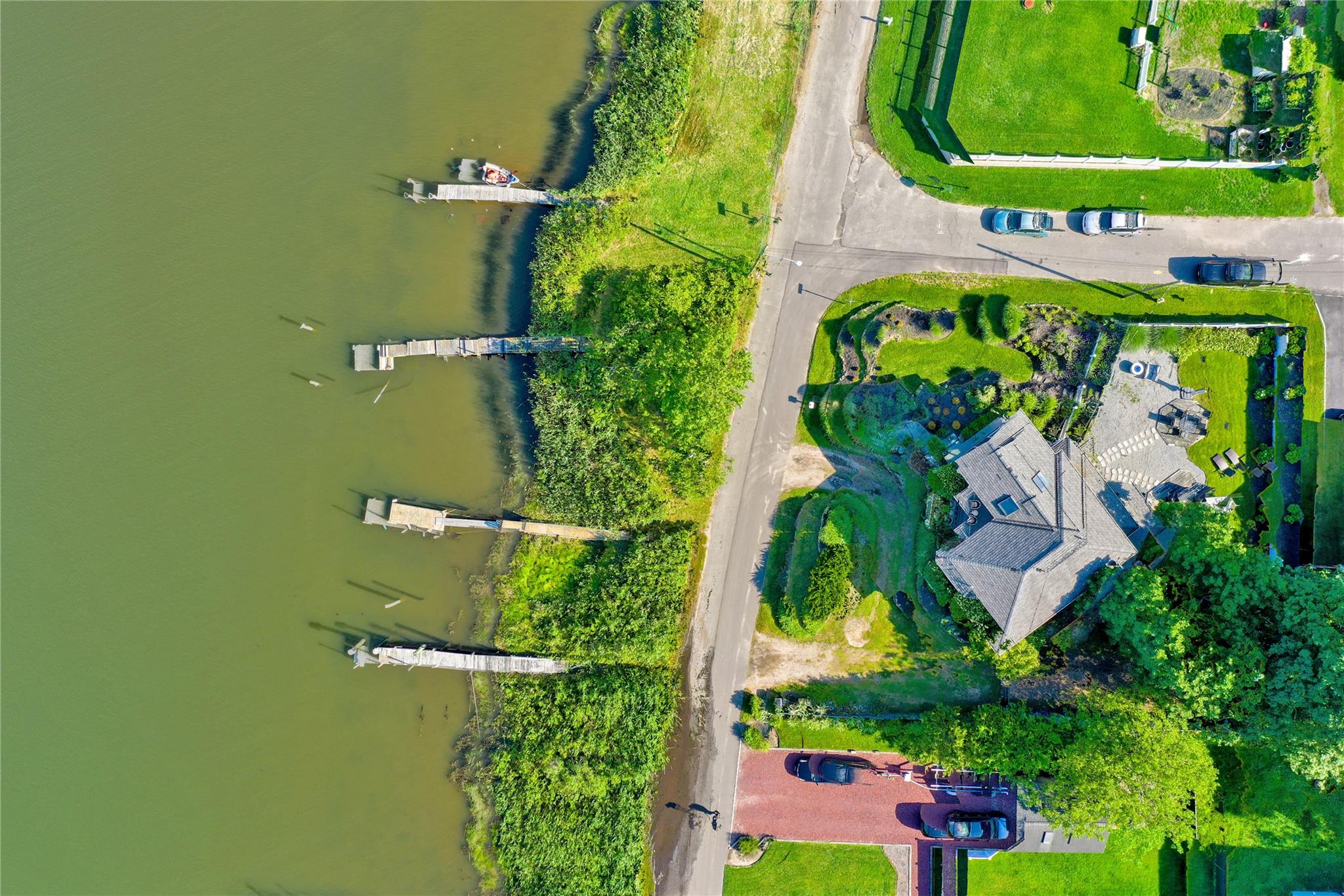 458 Riviera Drive, Mastic Beach, NY 11951