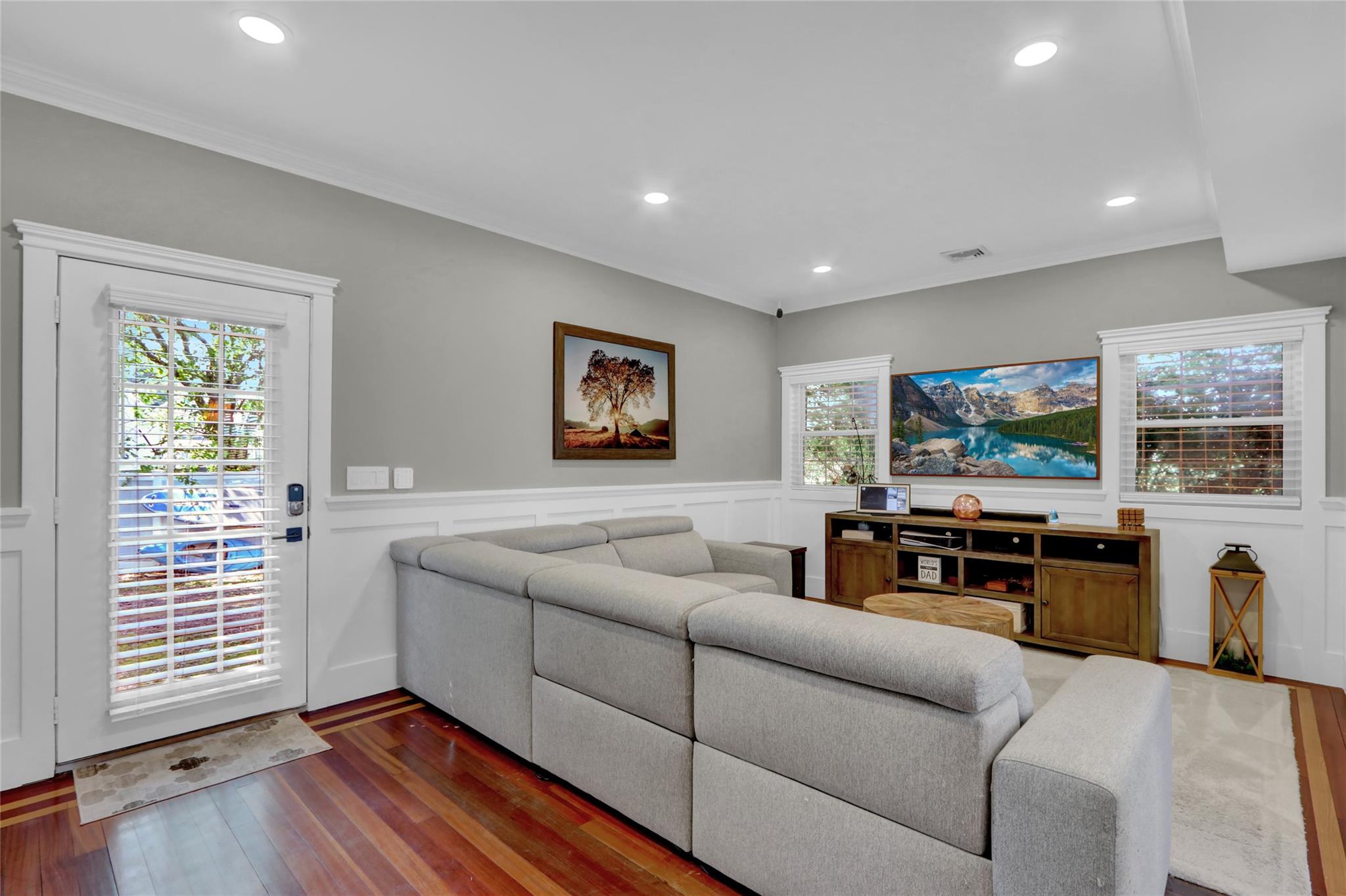 458 Riviera Drive, Mastic Beach, NY 11951