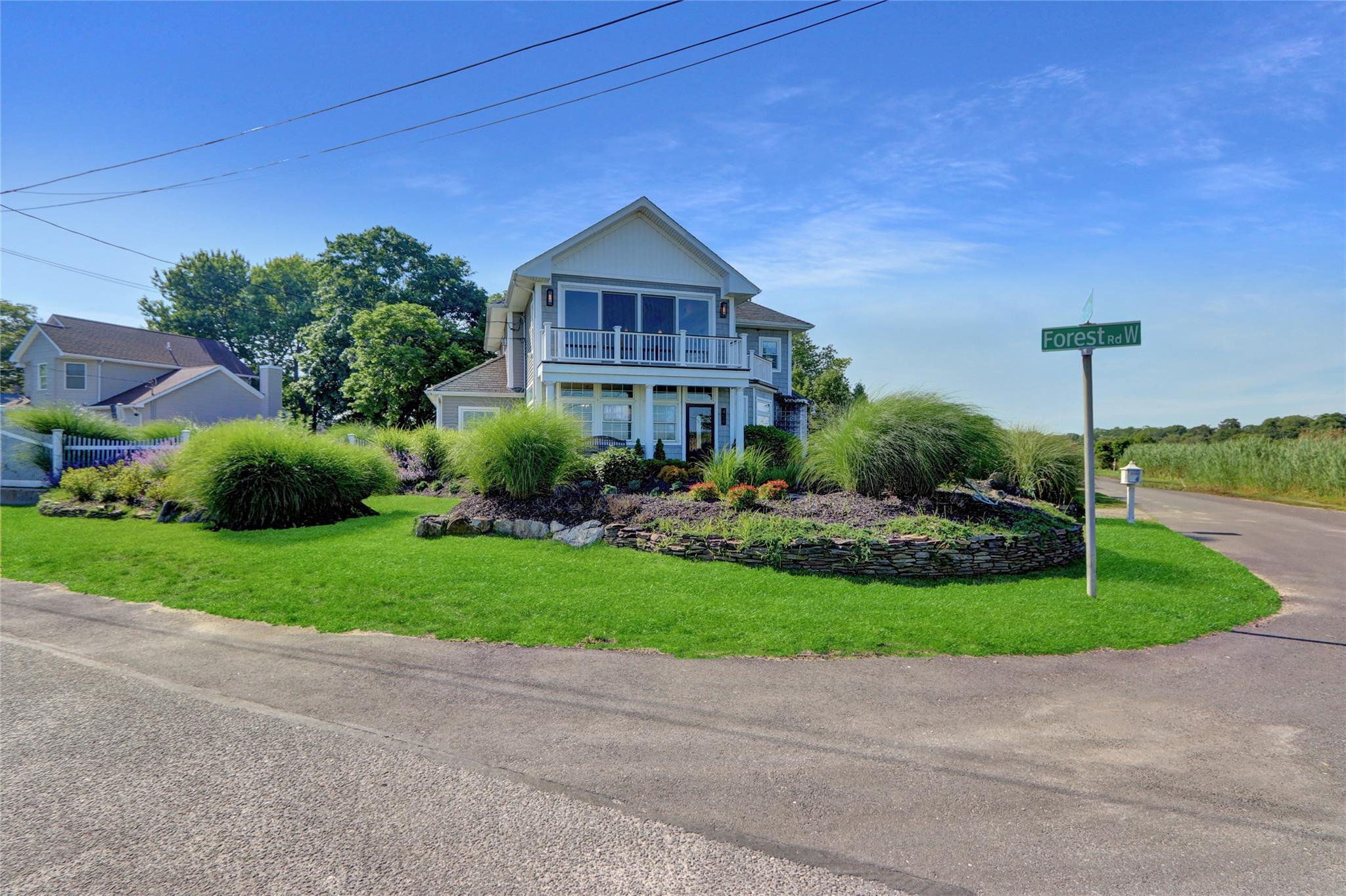 458 Riviera Drive, Mastic Beach, NY 11951