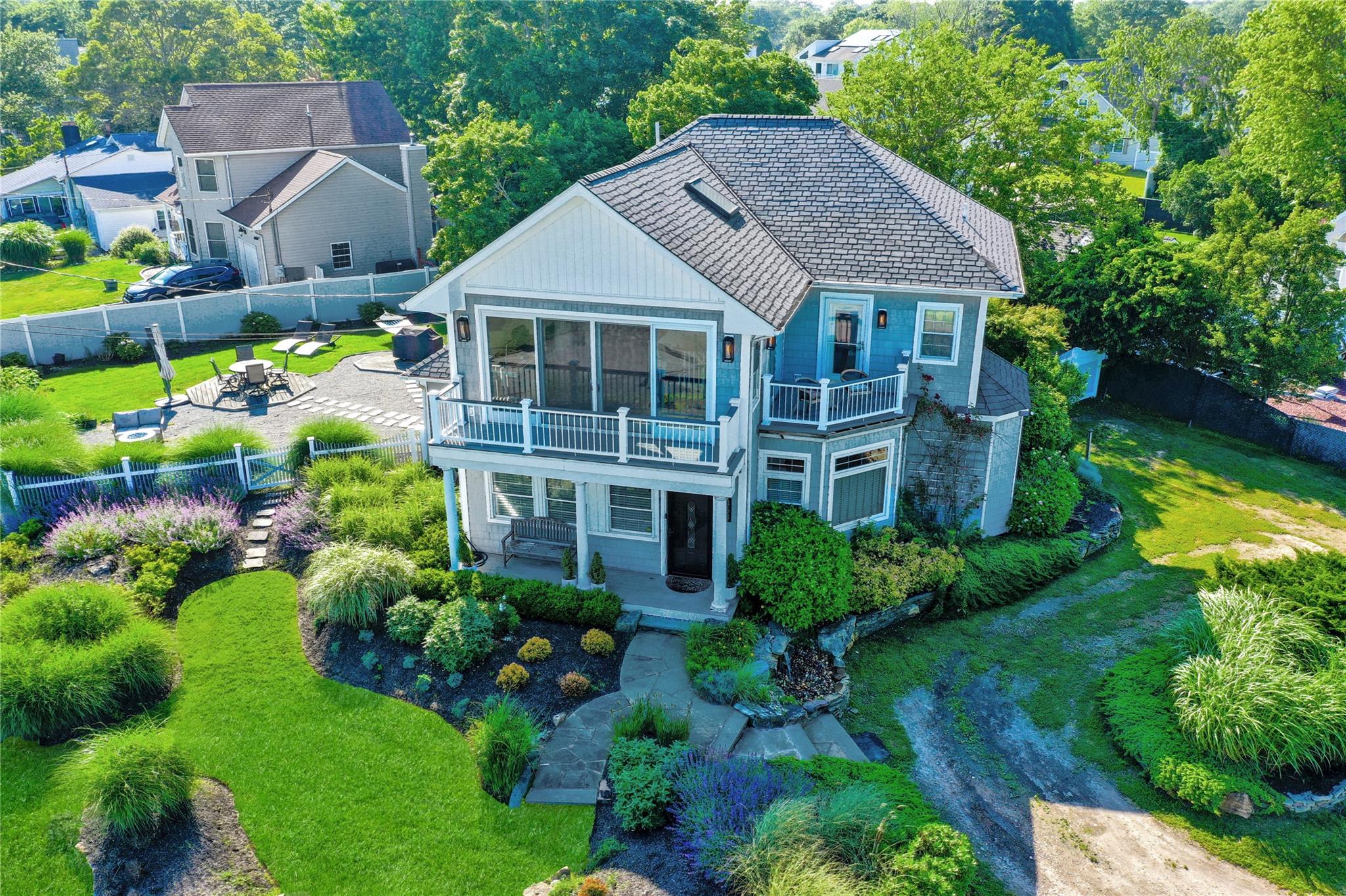 458 Riviera Drive, Mastic Beach, NY 11951