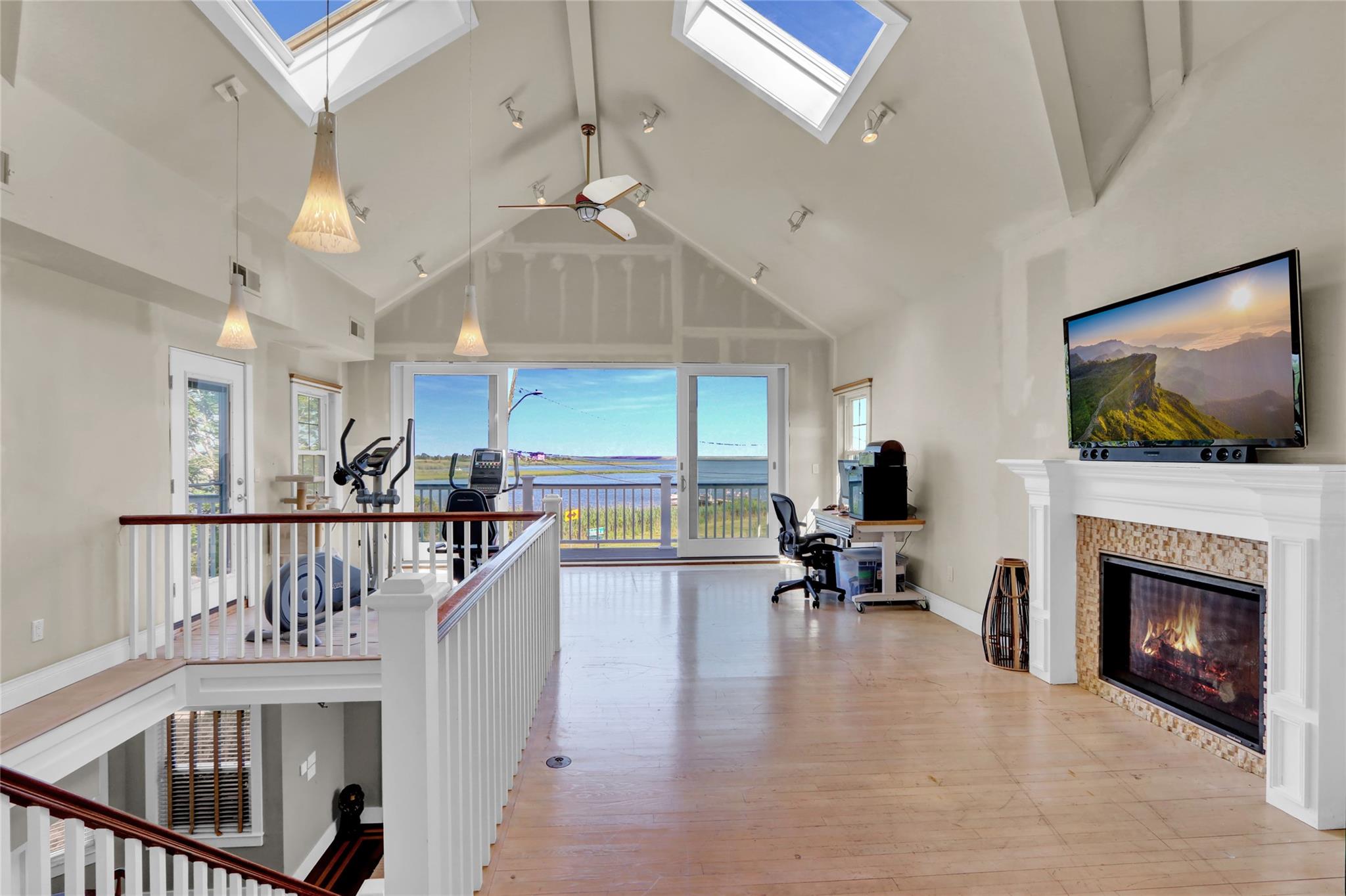 458 Riviera Drive, Mastic Beach, NY 11951