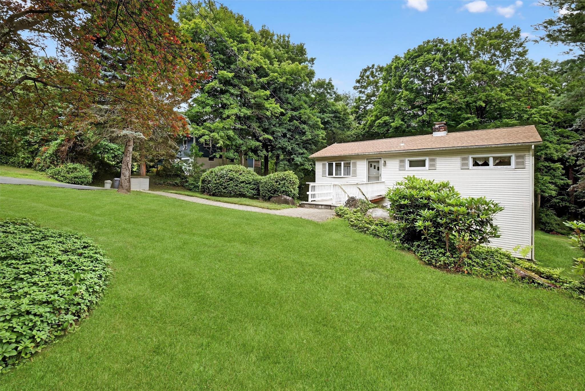 3 Galloway Lane, Cortlandt Manor, NY 10567