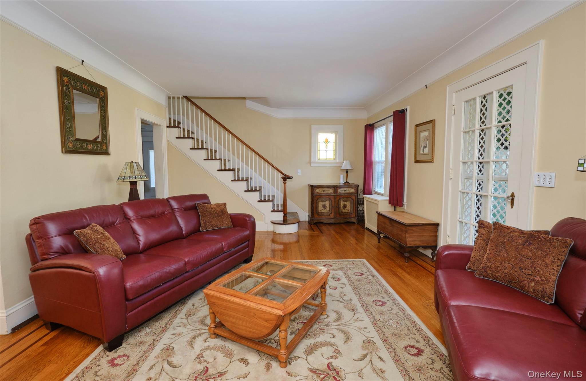 88 Mayfair Avenue, Floral Park, NY 11001