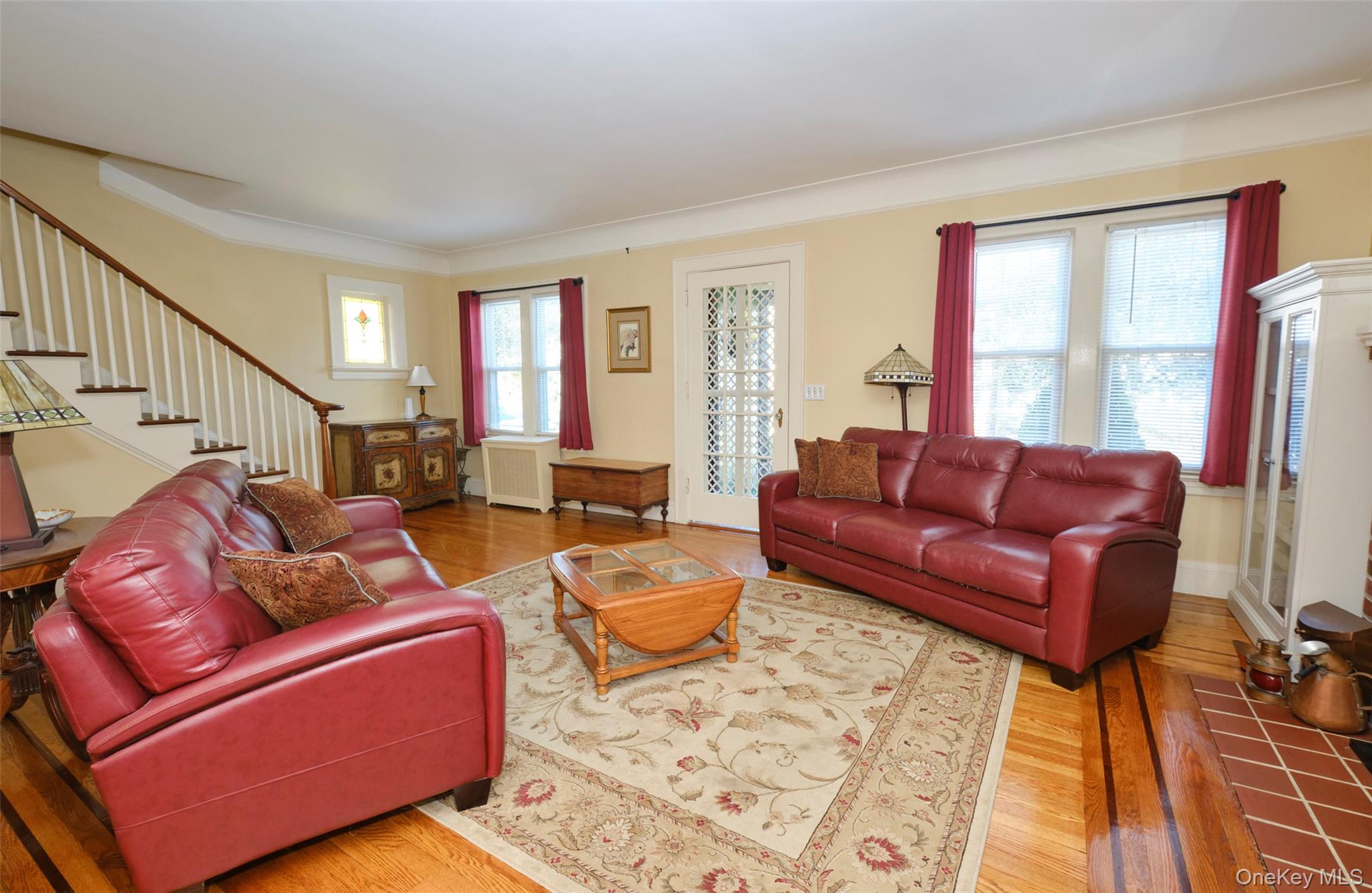 88 Mayfair Avenue, Floral Park, NY 11001