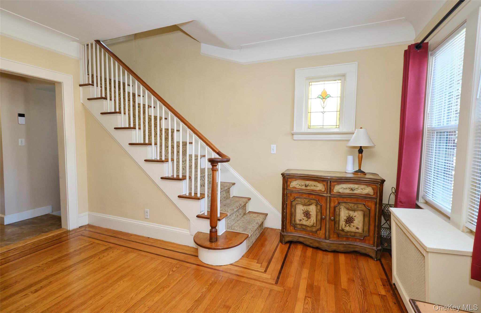 88 Mayfair Avenue, Floral Park, NY 11001