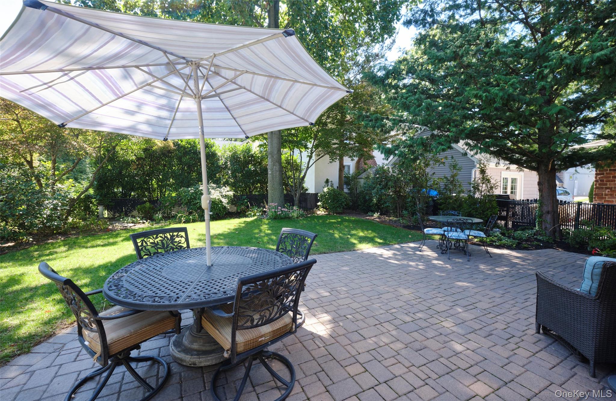 88 Mayfair Avenue, Floral Park, NY 11001