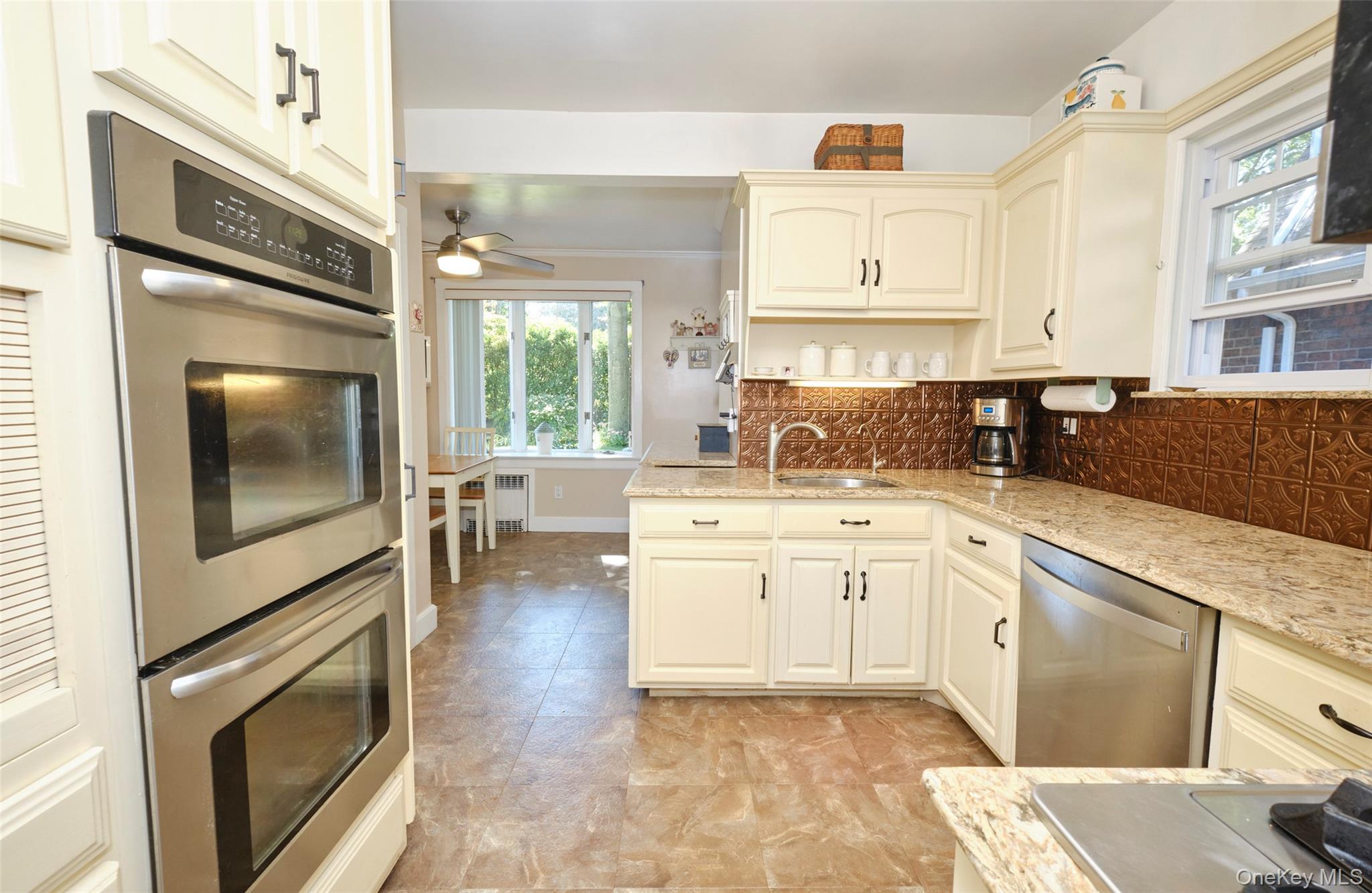 88 Mayfair Avenue, Floral Park, NY 11001