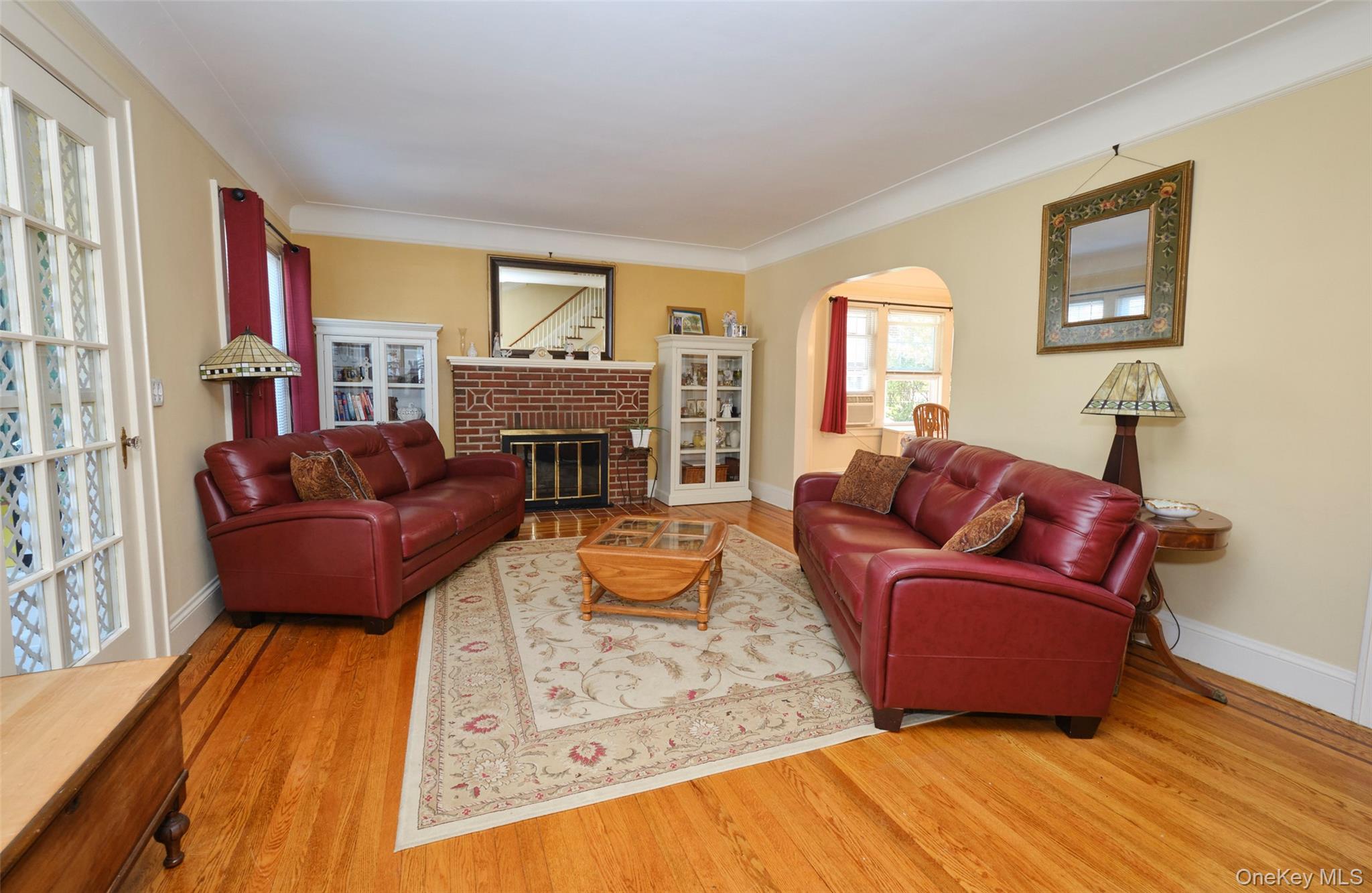 88 Mayfair Avenue, Floral Park, NY 11001