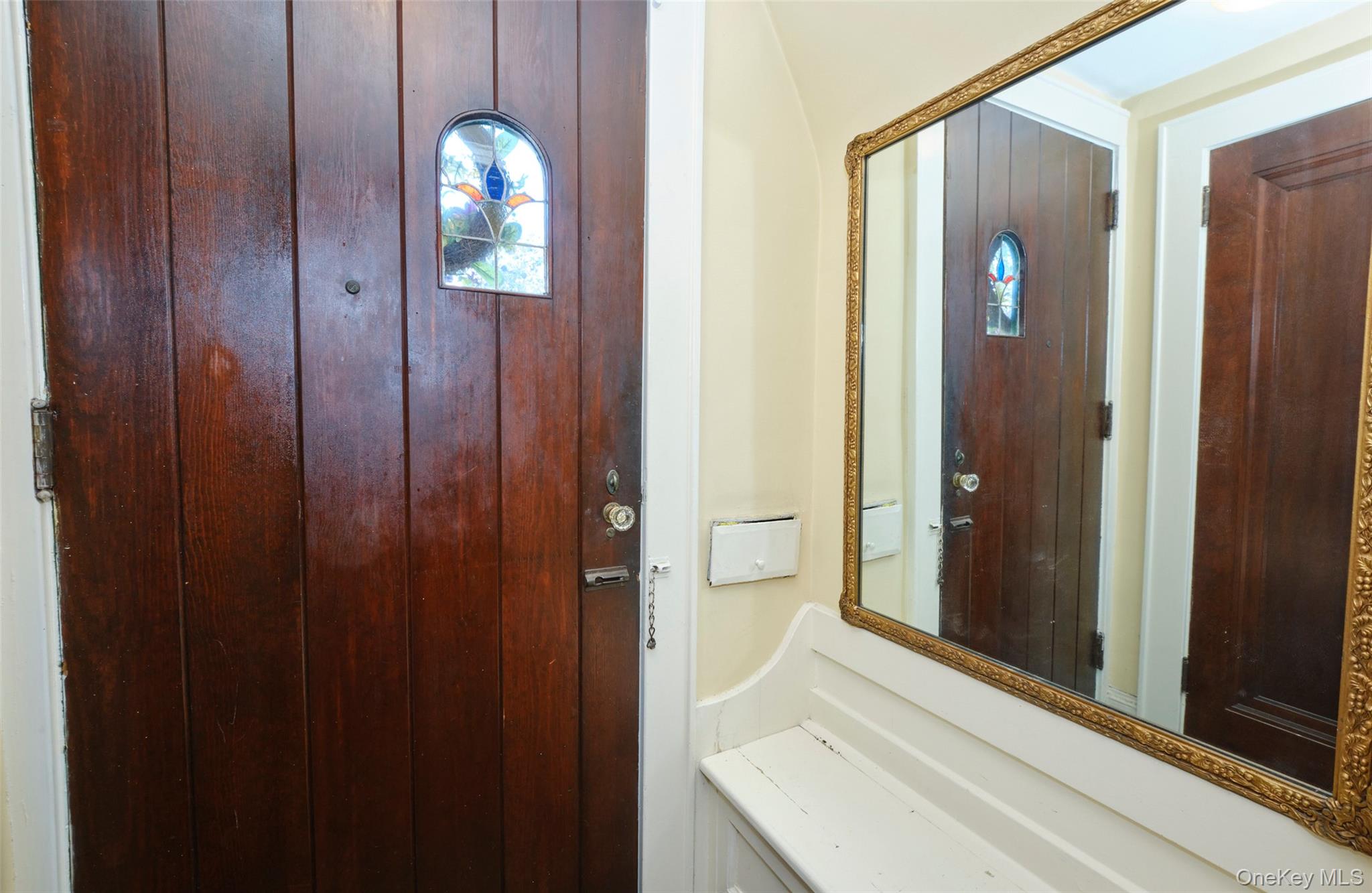 88 Mayfair Avenue, Floral Park, NY 11001