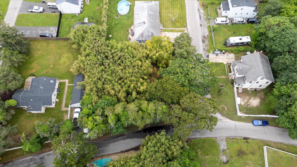 Park Drive, Mastic Beach, NY 11951