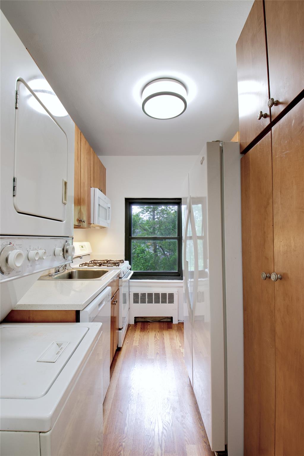 119 fifteenth # D2, Garden City, NY 11530