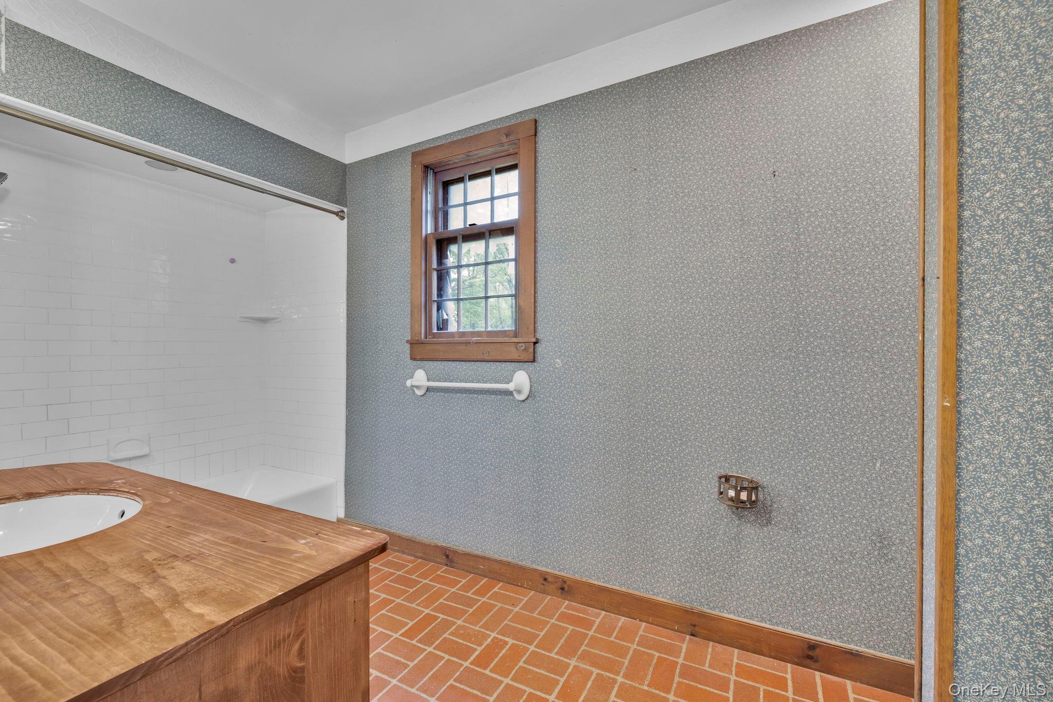 163 Berea Road, Walden, NY 12586