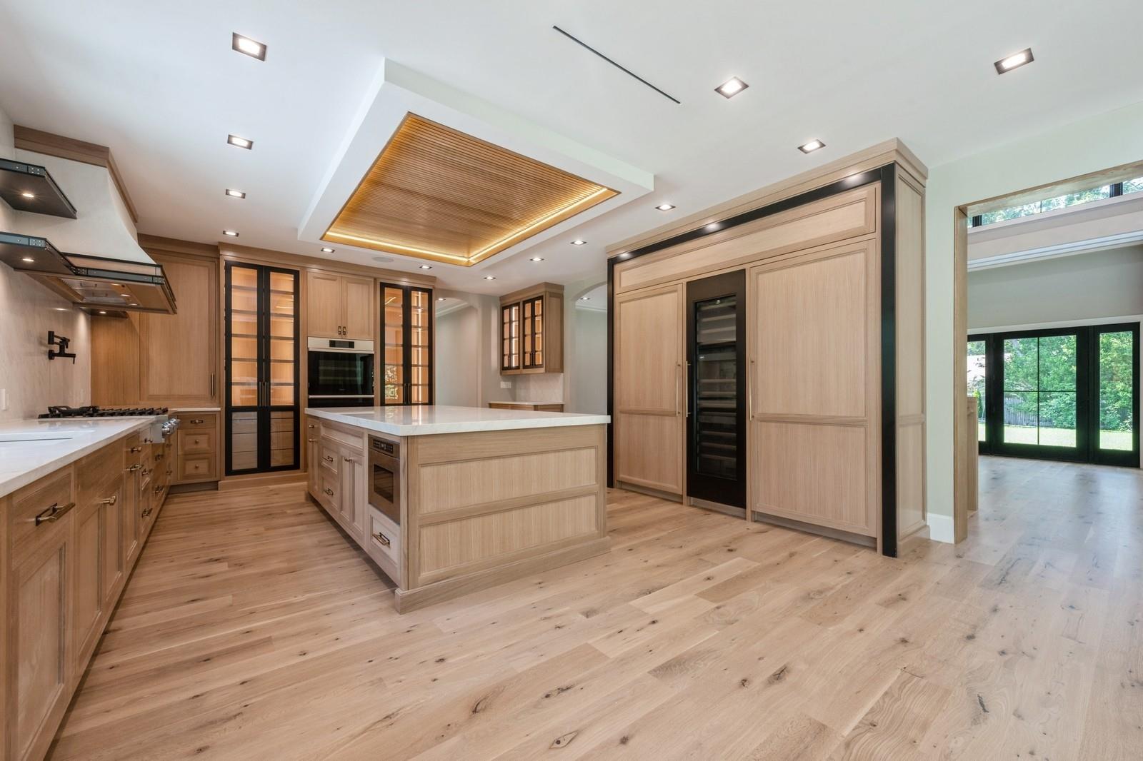 352 Cold Spring Road, Syosset, NY 11791