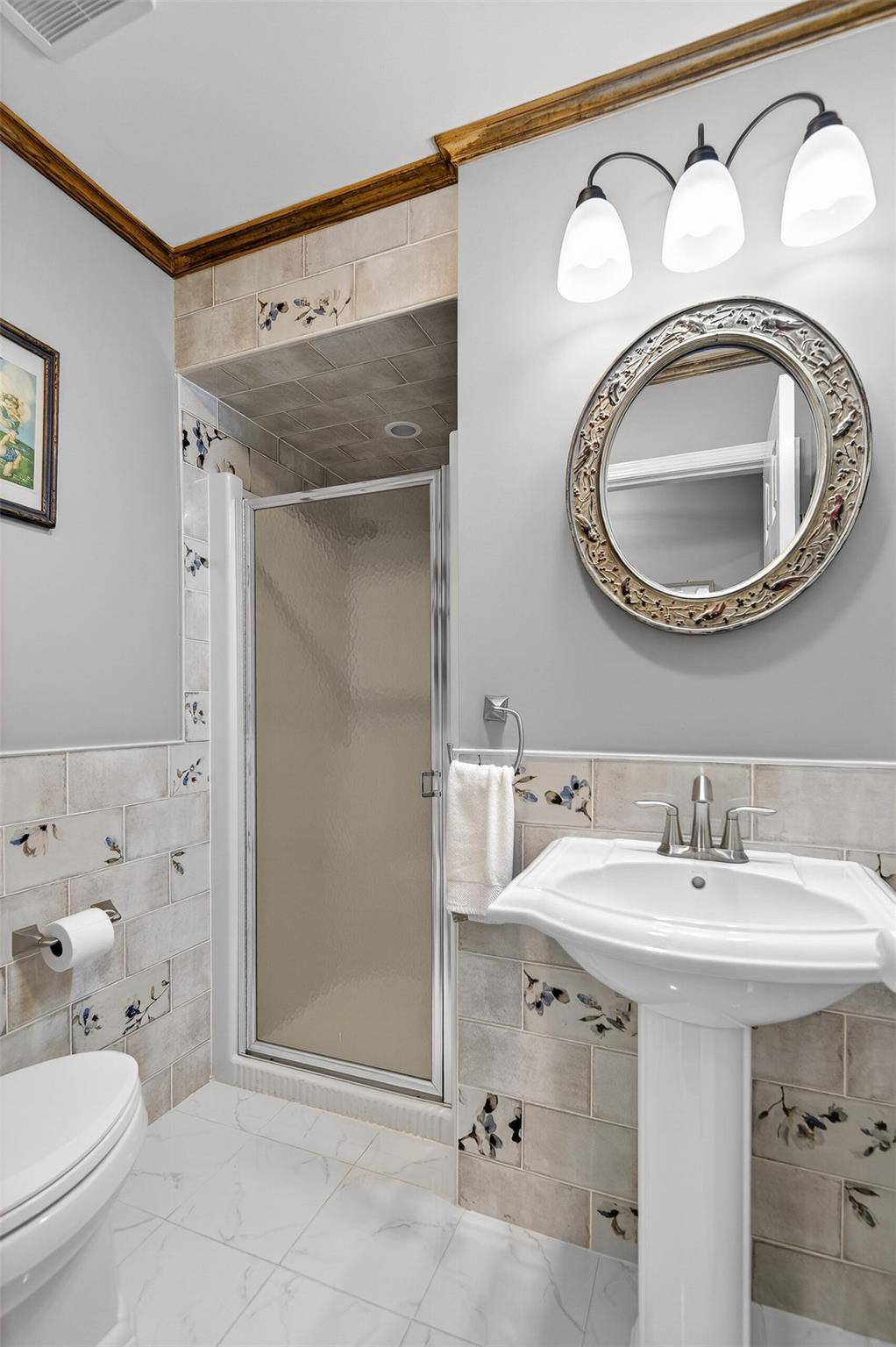 353 Split Rock Road, Syosset, NY 11791