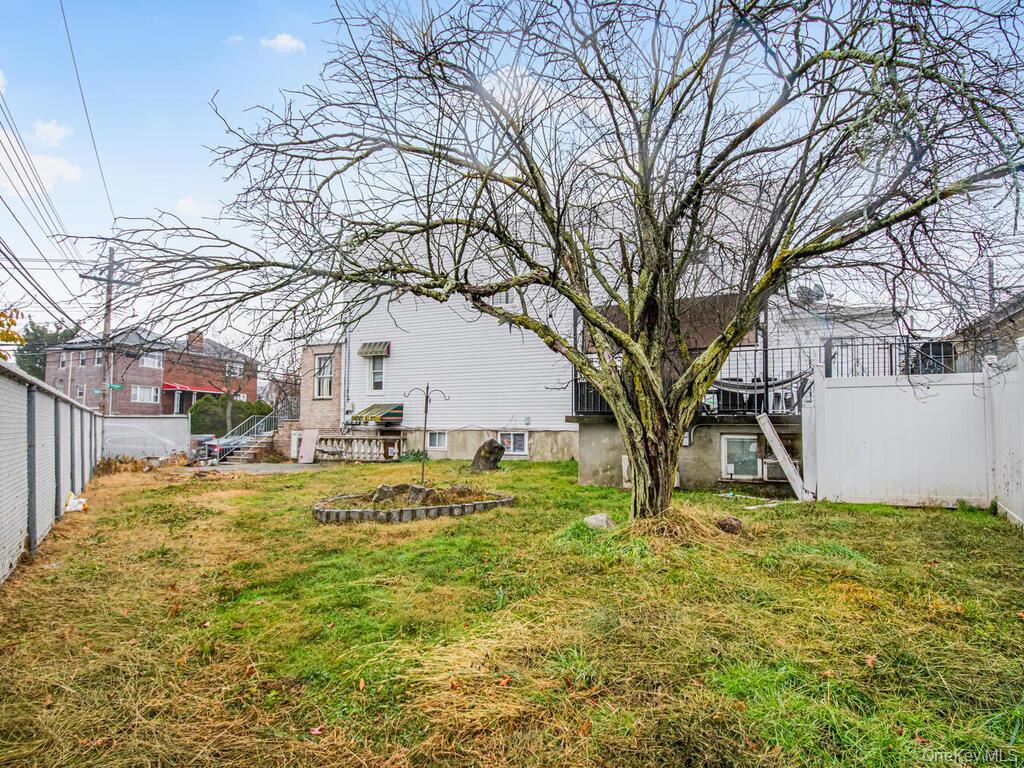 1465 Mayflower Avenue, Bronx, NY 10461