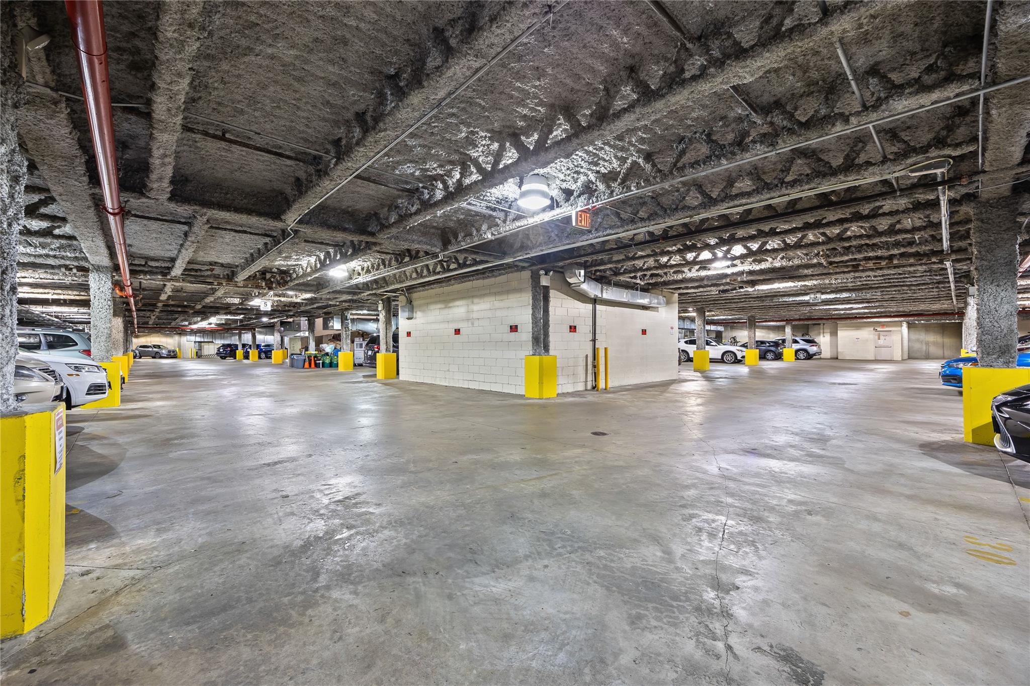 64-05 Yellowstone Boulevard # 316S, Forest Hills, NY 11375