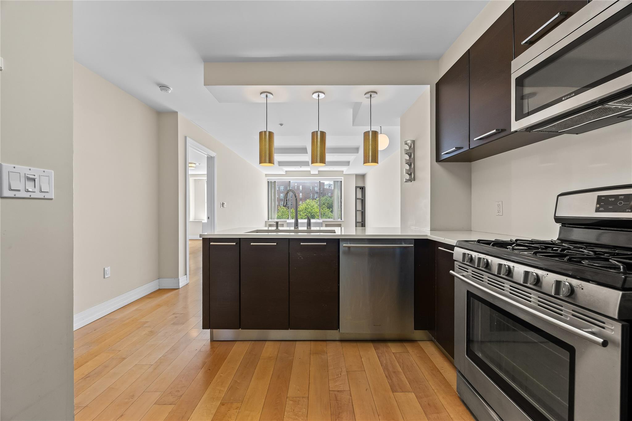 64-05 Yellowstone Boulevard # 316S, Forest Hills, NY 11375