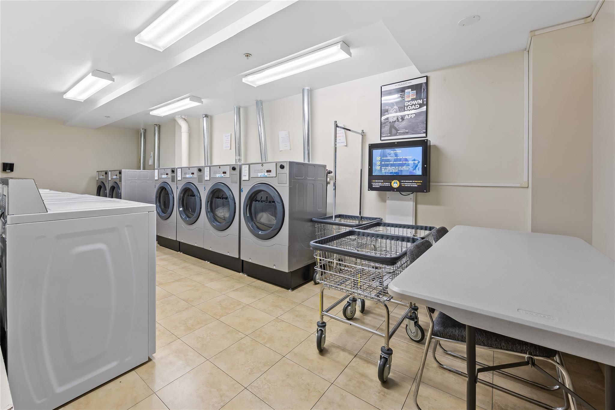 64-05 Yellowstone Boulevard # 316S, Forest Hills, NY 11375