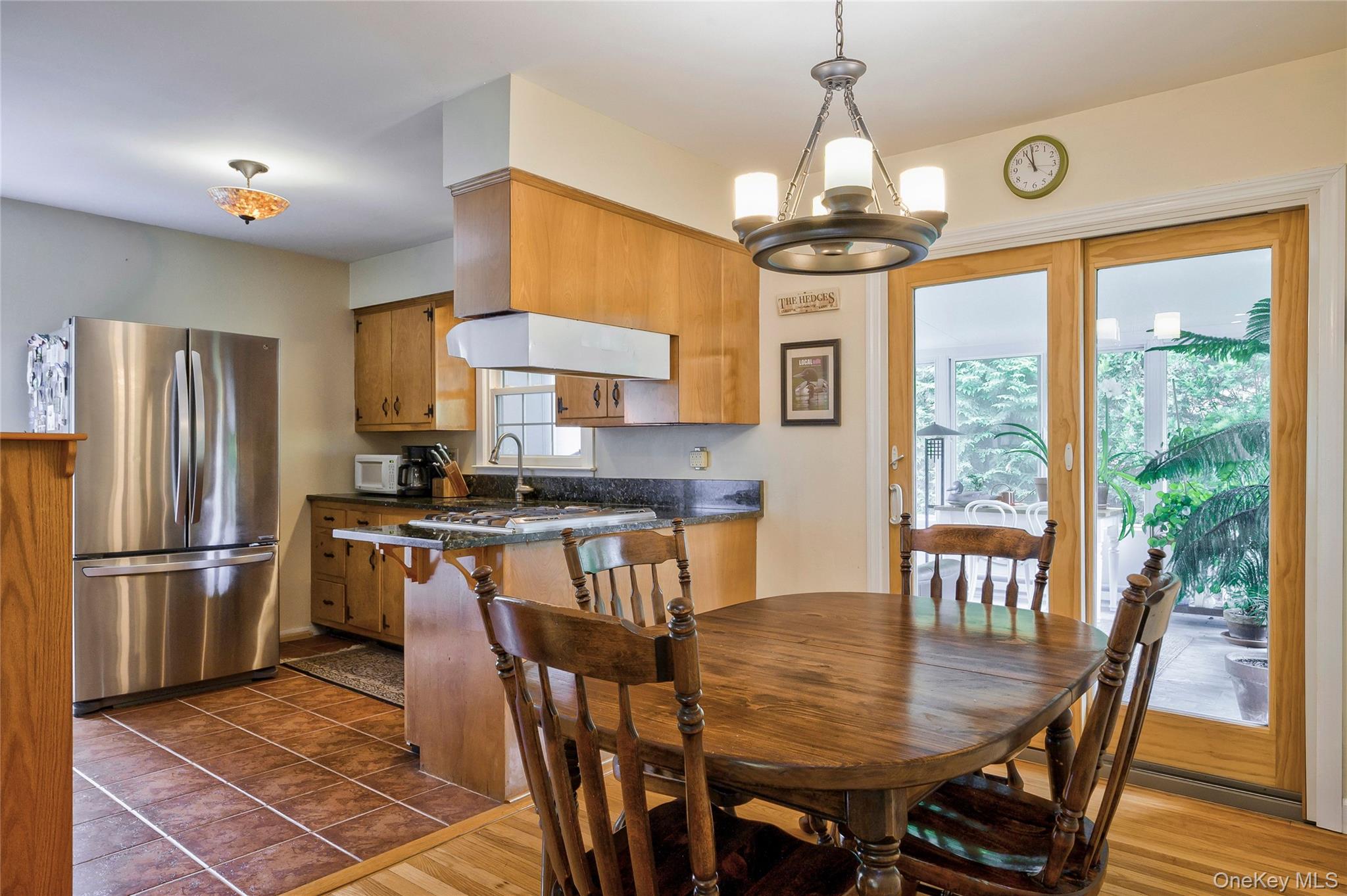 287 4th Avenue, Saint James, NY 11780