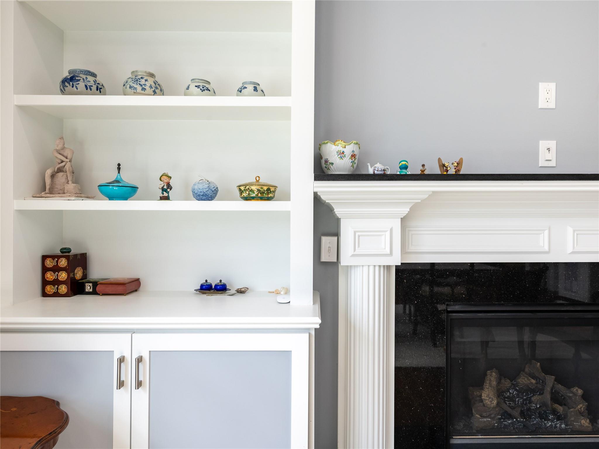 19 Glenwood Road, Glen Head, NY 11545