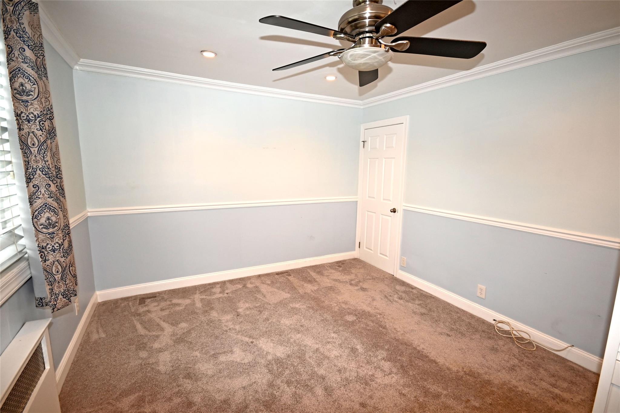 251-26 58th Avenue # Upper, Little Neck, NY 11362