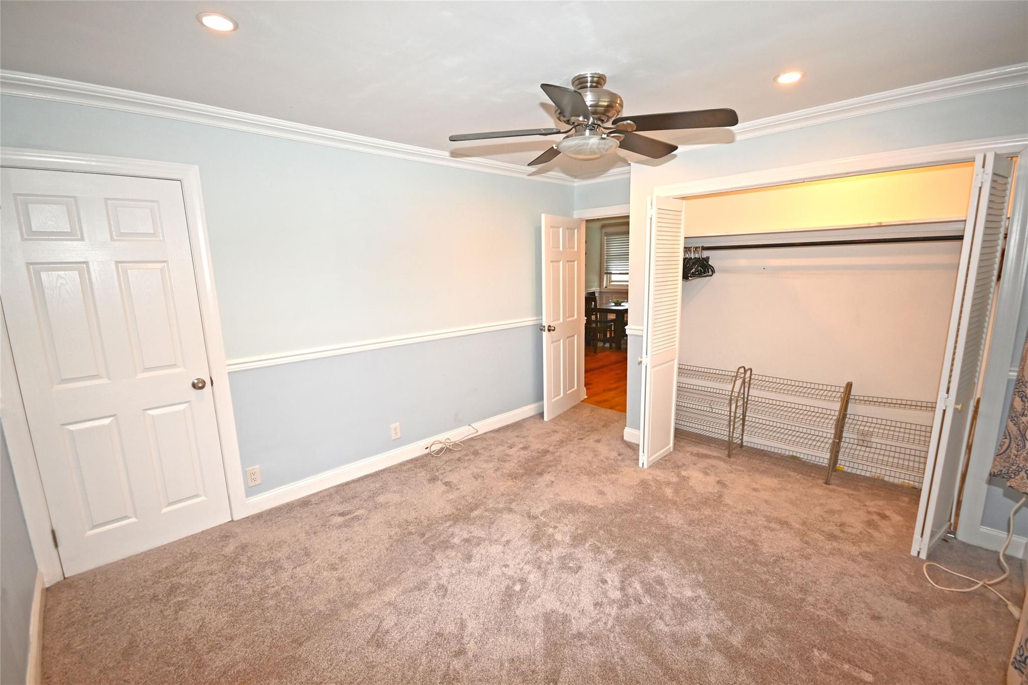 251-26 58th Avenue # Upper, Little Neck, NY 11362