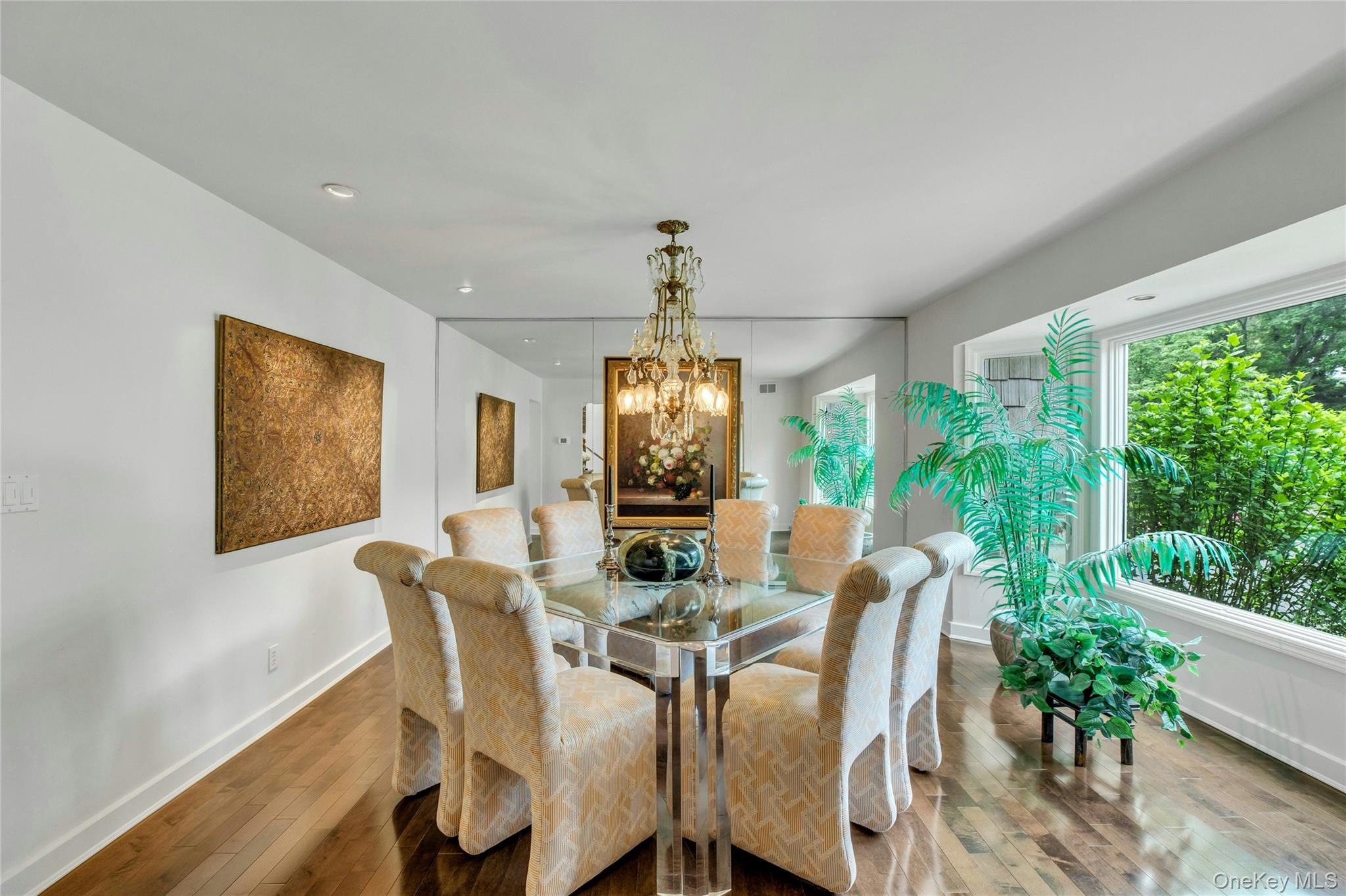 74 Woods Drive, East Hills, NY 11576