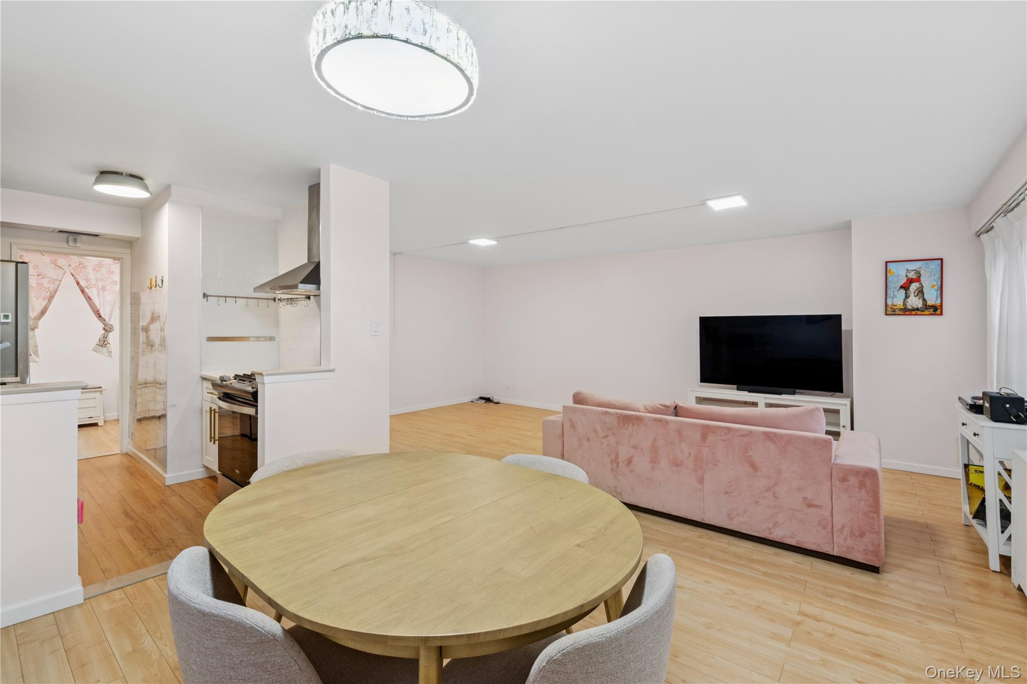 102-30 66th Road # 1G, Forest Hills, NY 11375