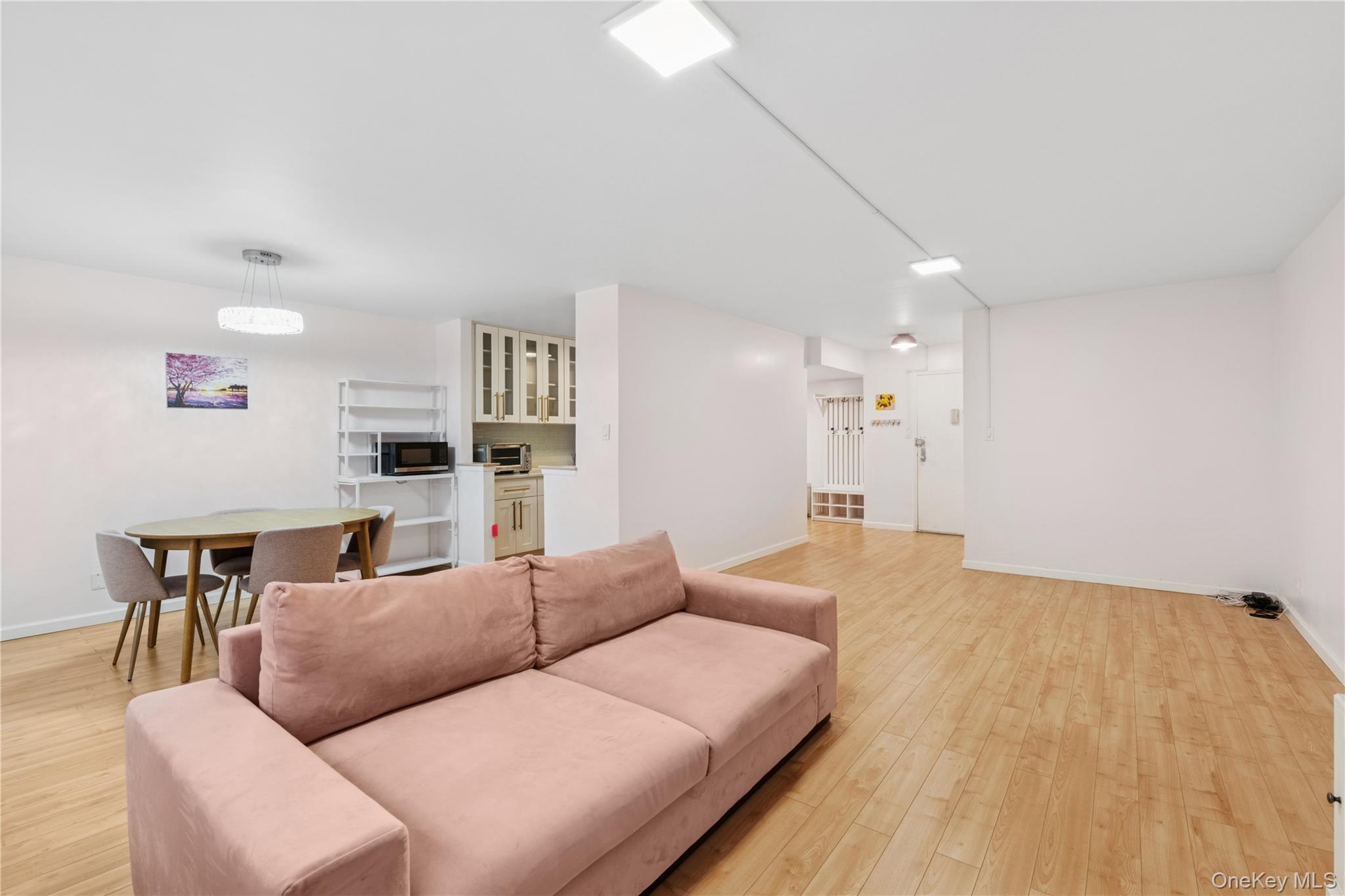 102-30 66th Road # 1G, Forest Hills, NY 11375