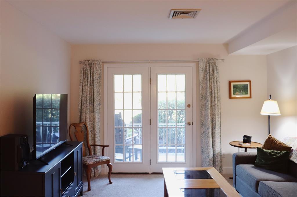 75 Tivoli Gardens # E75, Red Hook, NY 12583