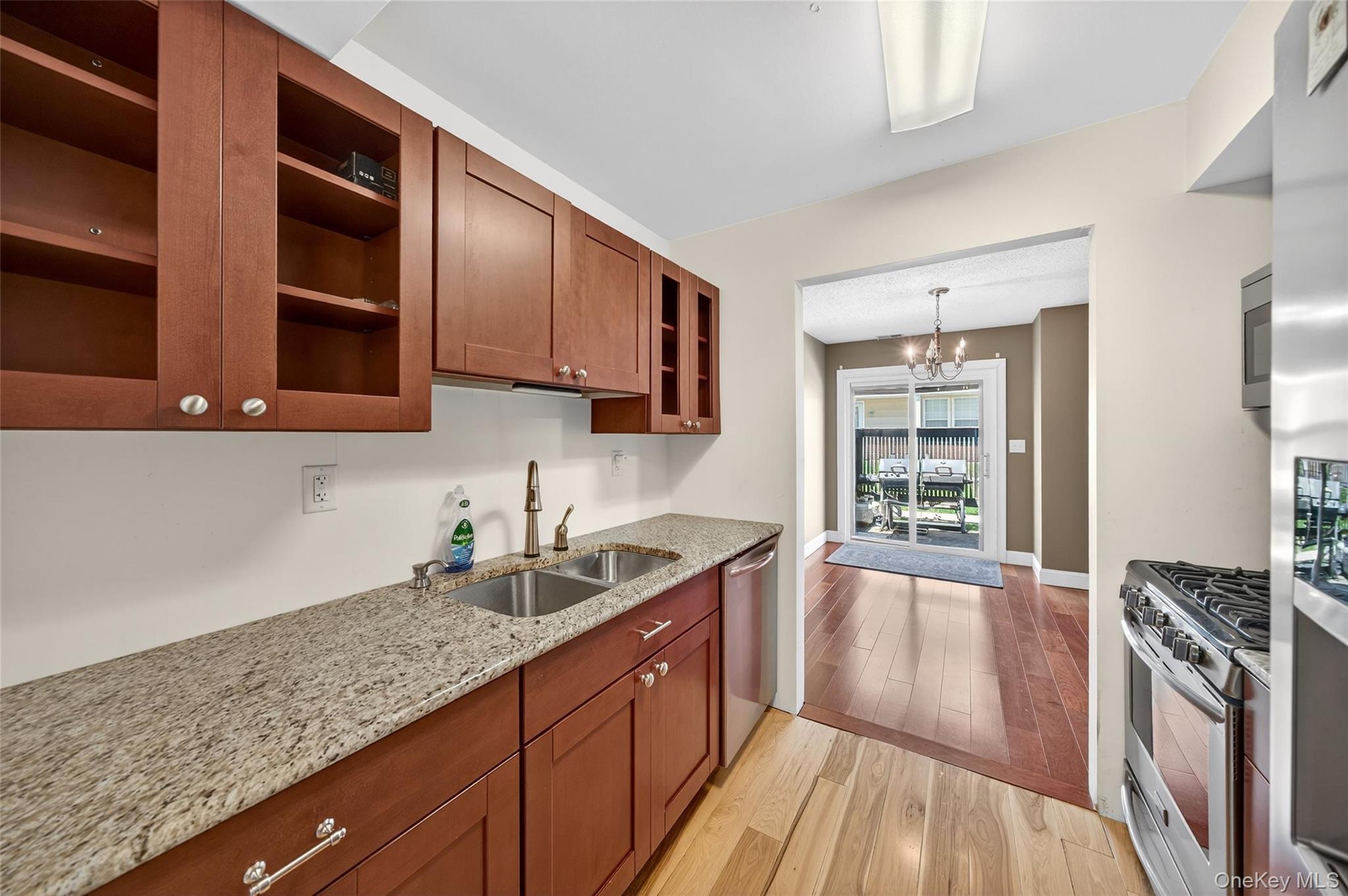 3107 Whispering Hills, Chester, NY 10918