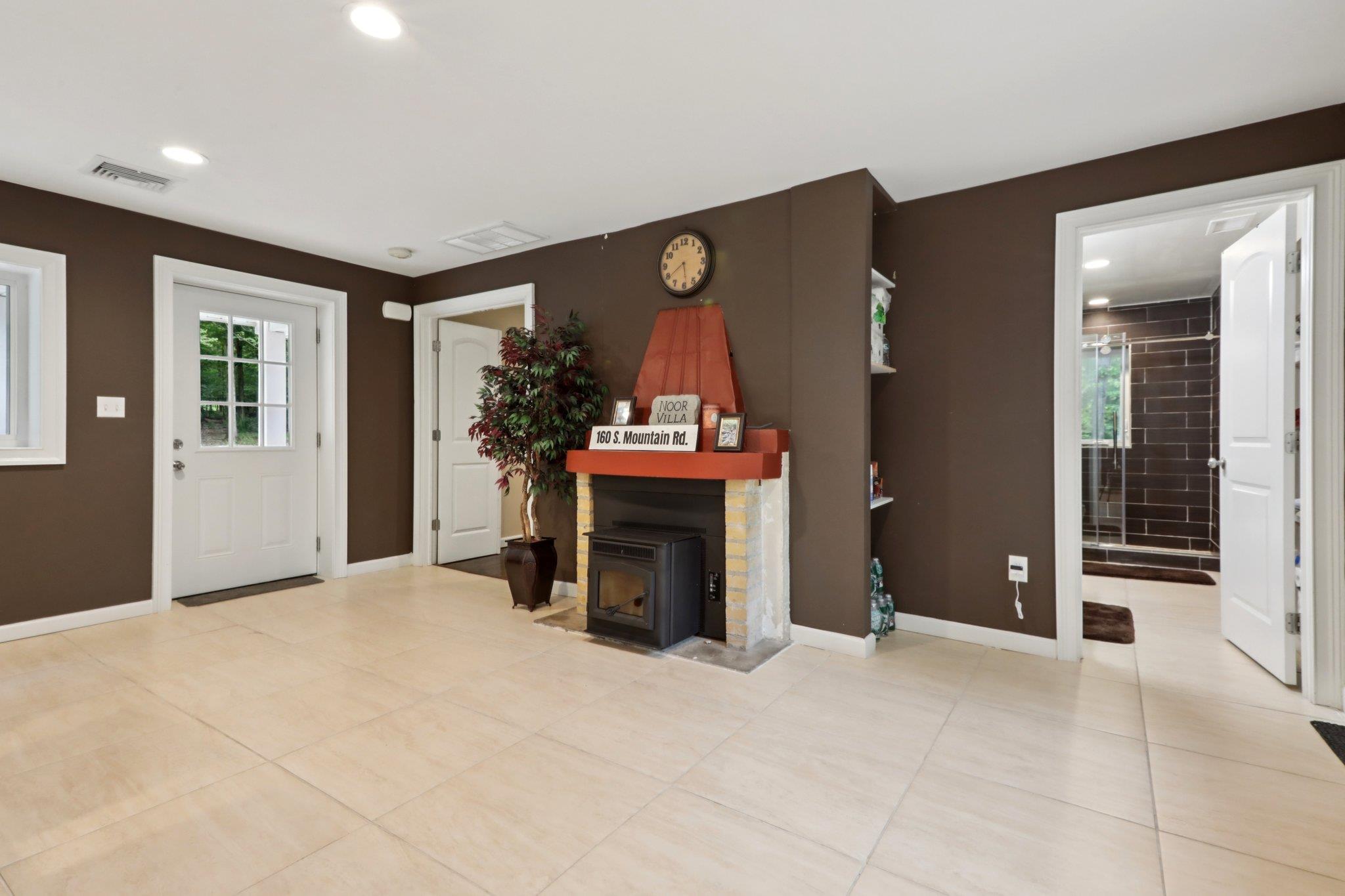 160 S Mountain Road, New City, NY 10956