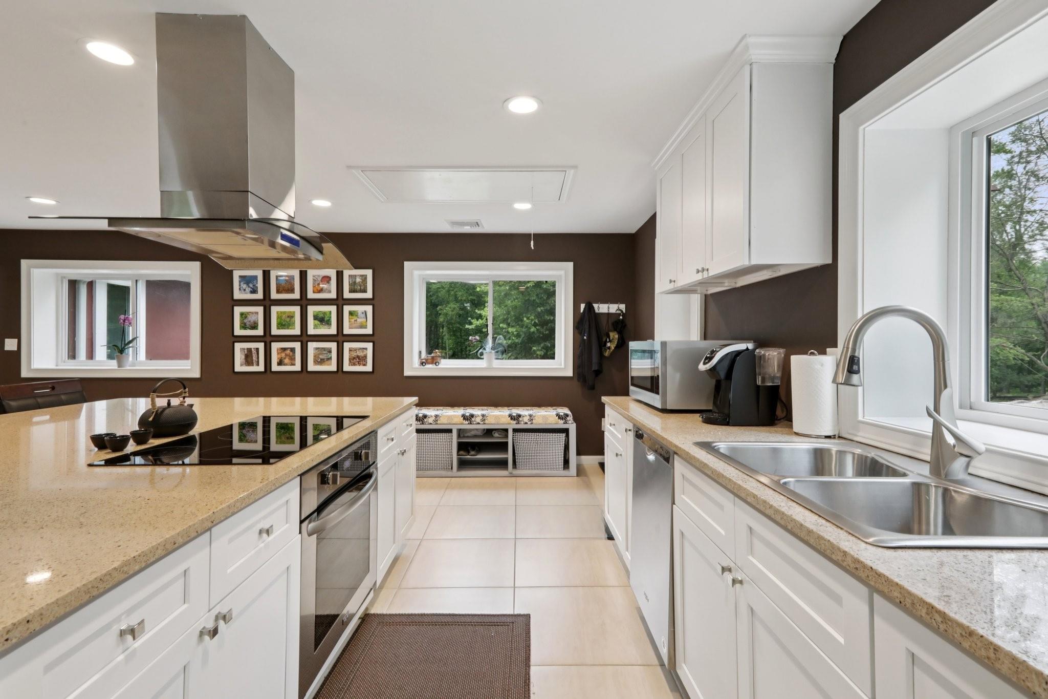 160 S Mountain Road, New City, NY 10956