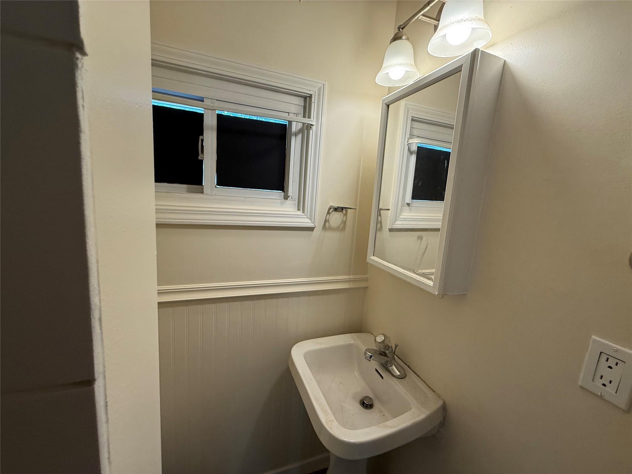 29 Kelsey Road, Poughkeepsie, NY 12601