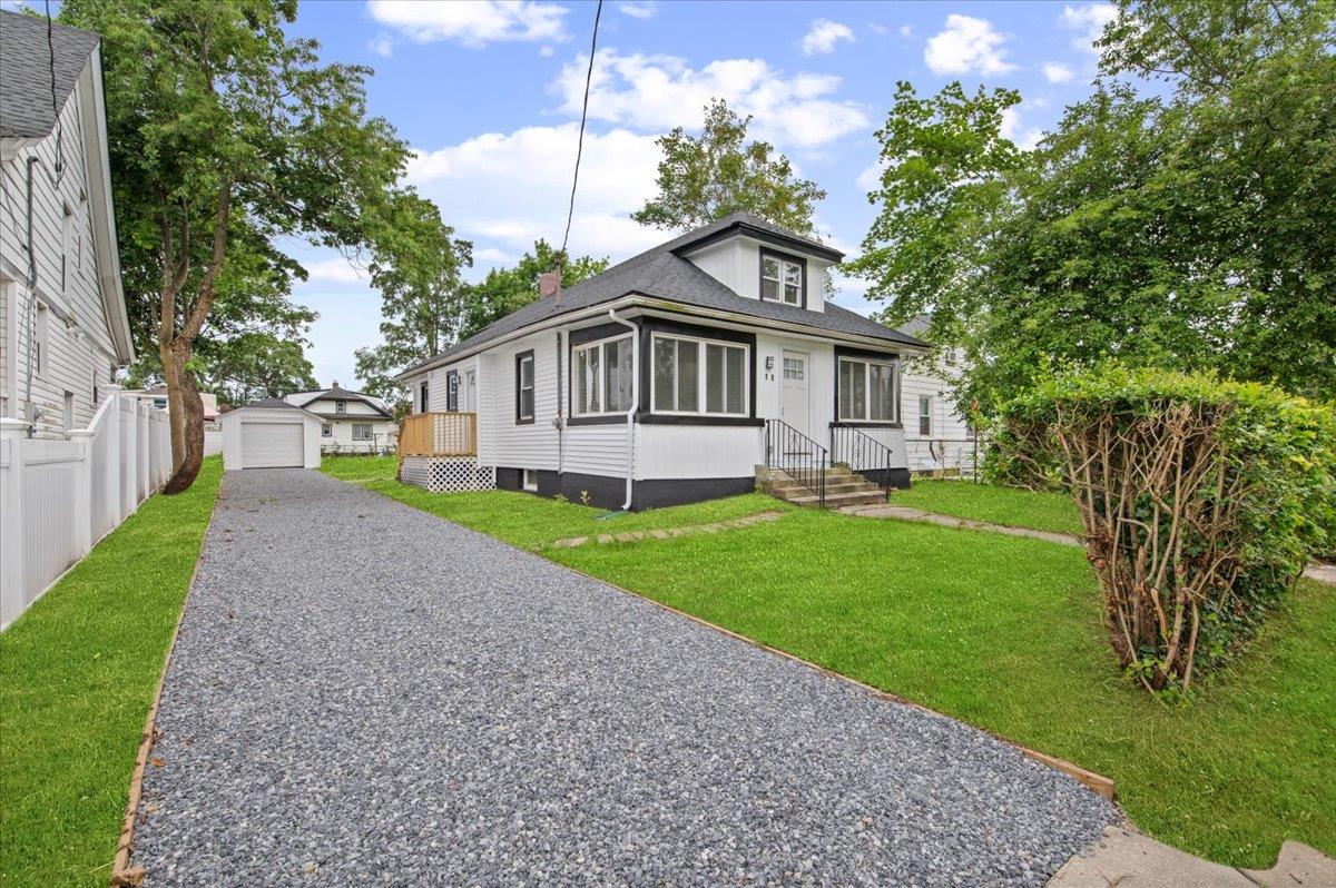 18 Evans Avenue, Freeport, NY 11520