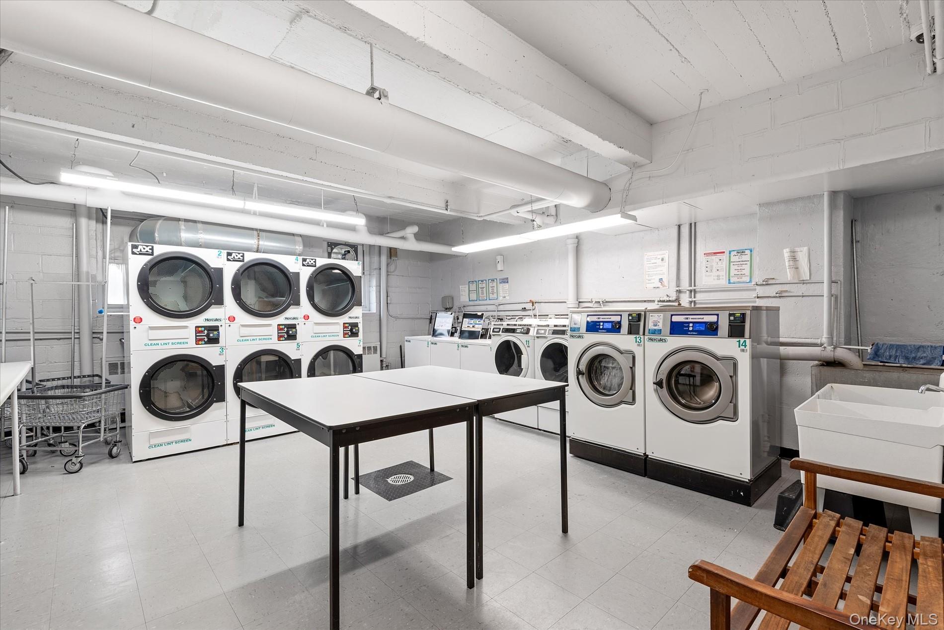 151-25 88th Street # 1D, Howard Beach, NY 11414