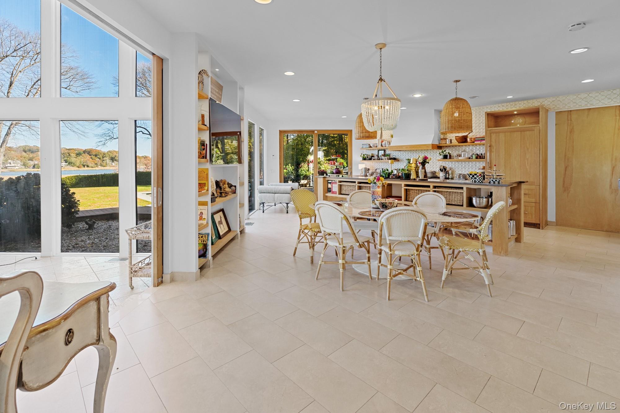 8 Mill Pond Lane, Lattingtown, NY 11560