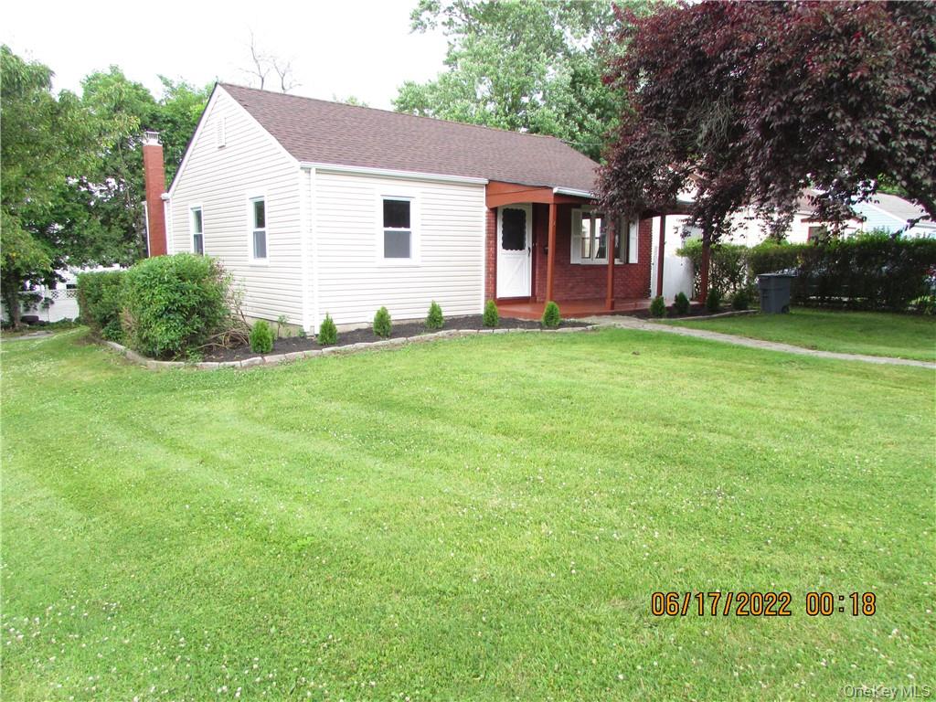 2 Leffingwell Place, New Rochelle, NY 10801