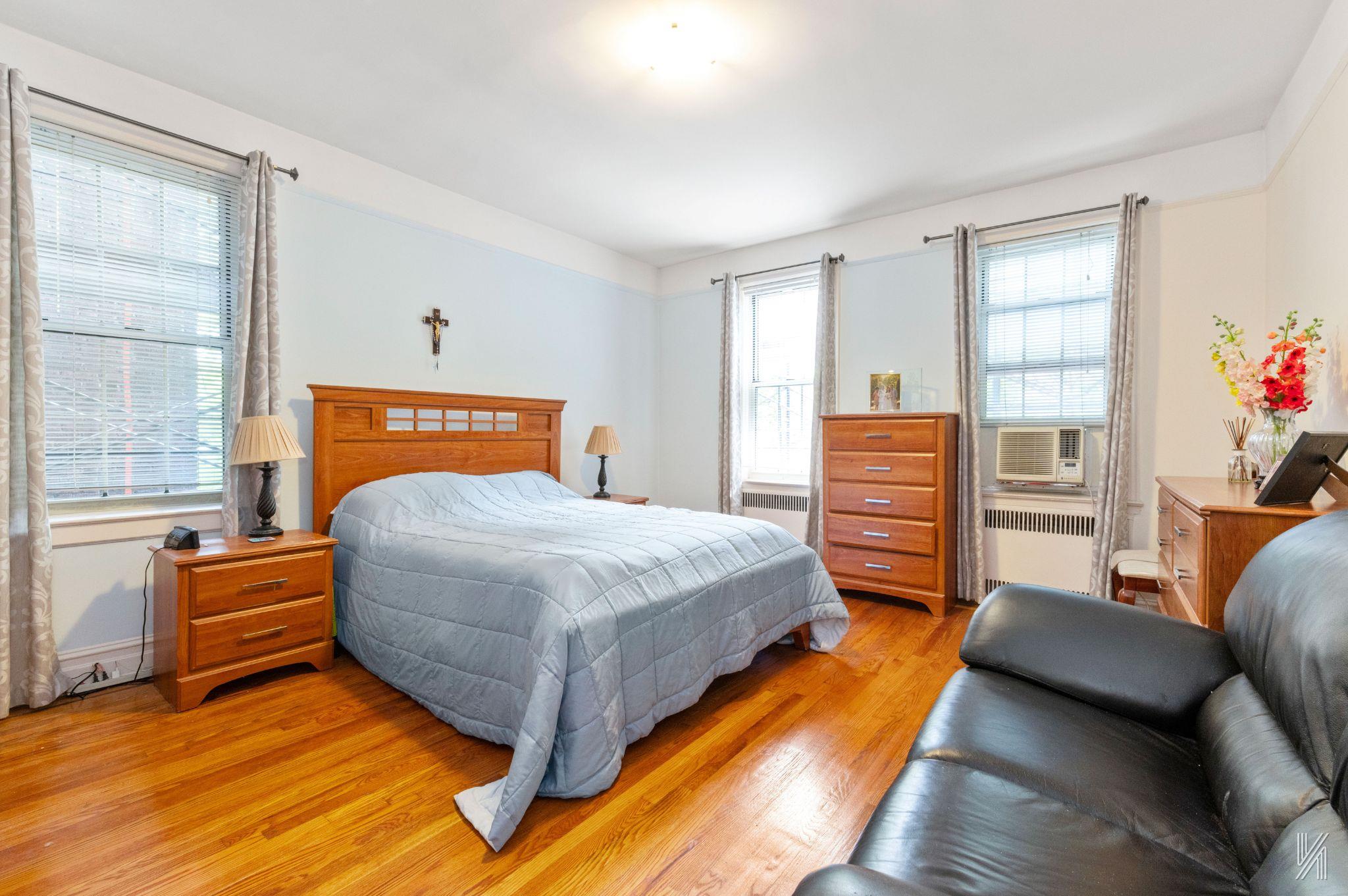 79-15 35th Avenue # 3E, Jackson Heights, NY 11372