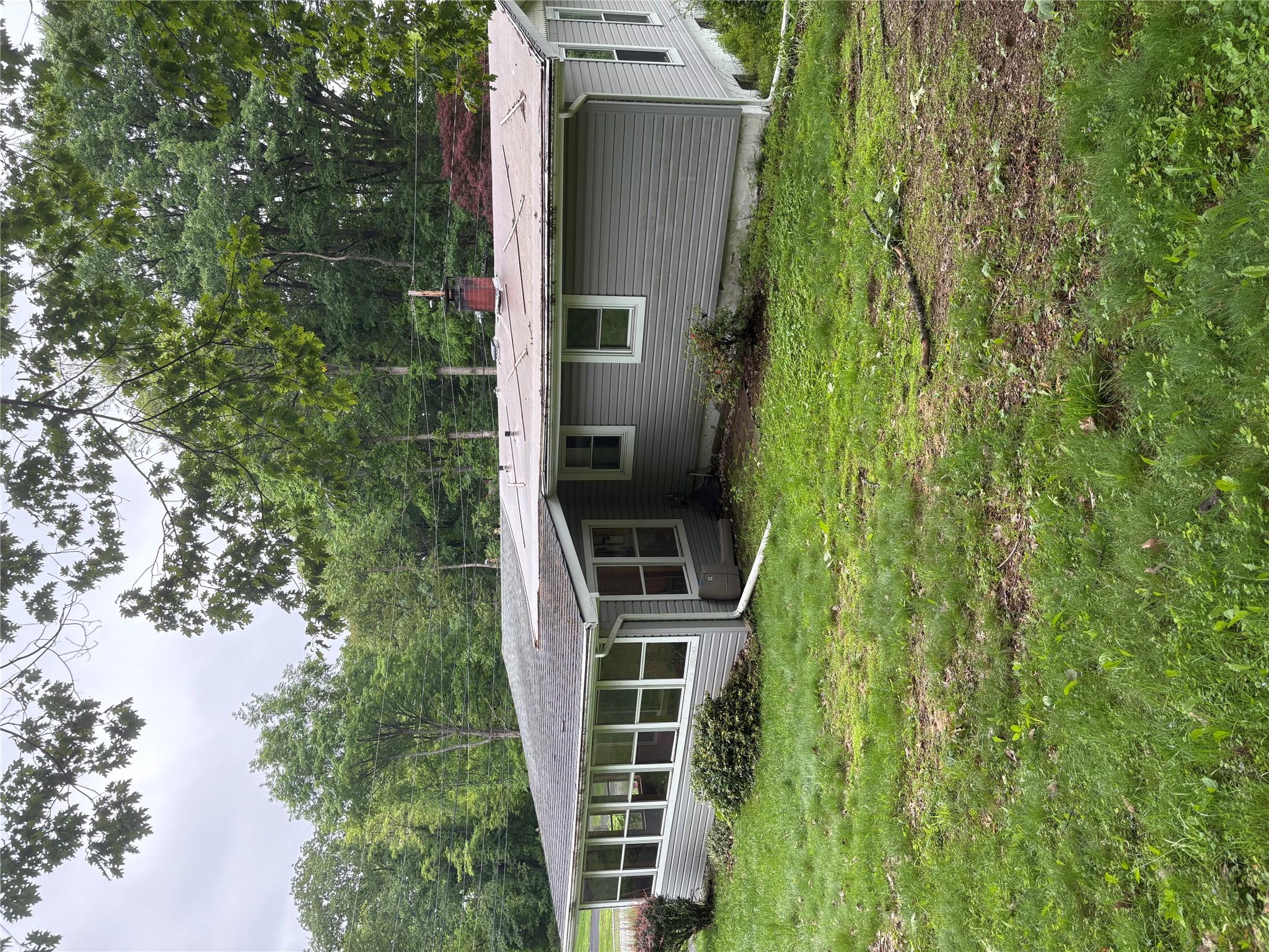 25 Mohawk Drive, Milton, NY 12547