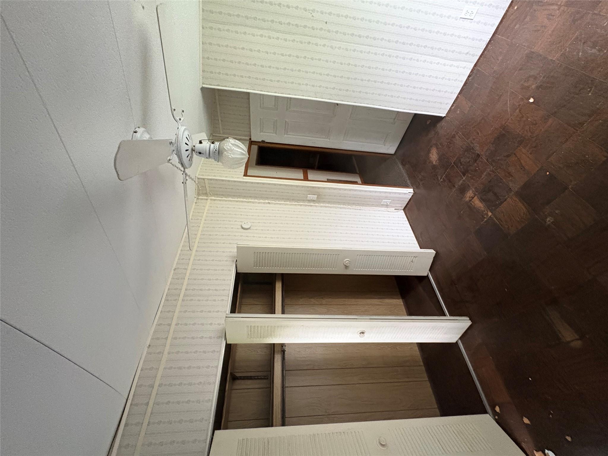 25 Mohawk Drive, Milton, NY 12547