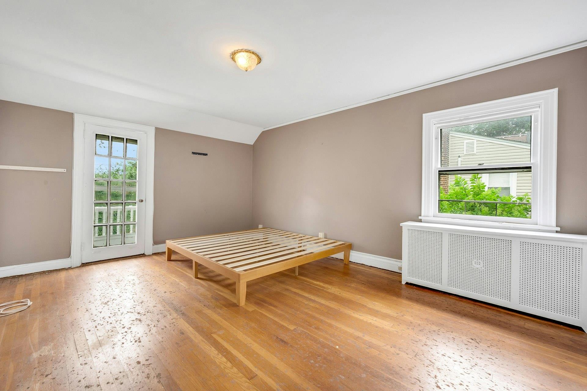 151 Clarence Road, Scarsdale, NY 10583