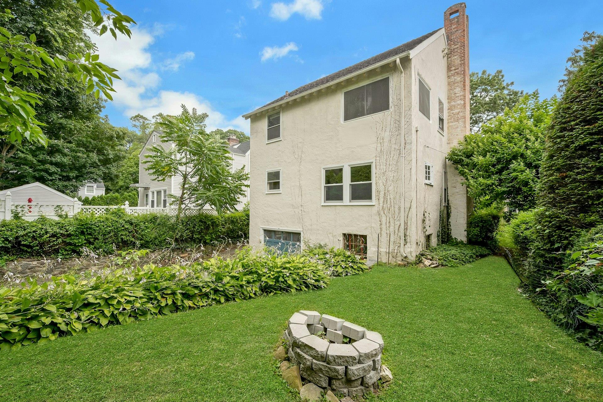 151 Clarence Road, Scarsdale, NY 10583