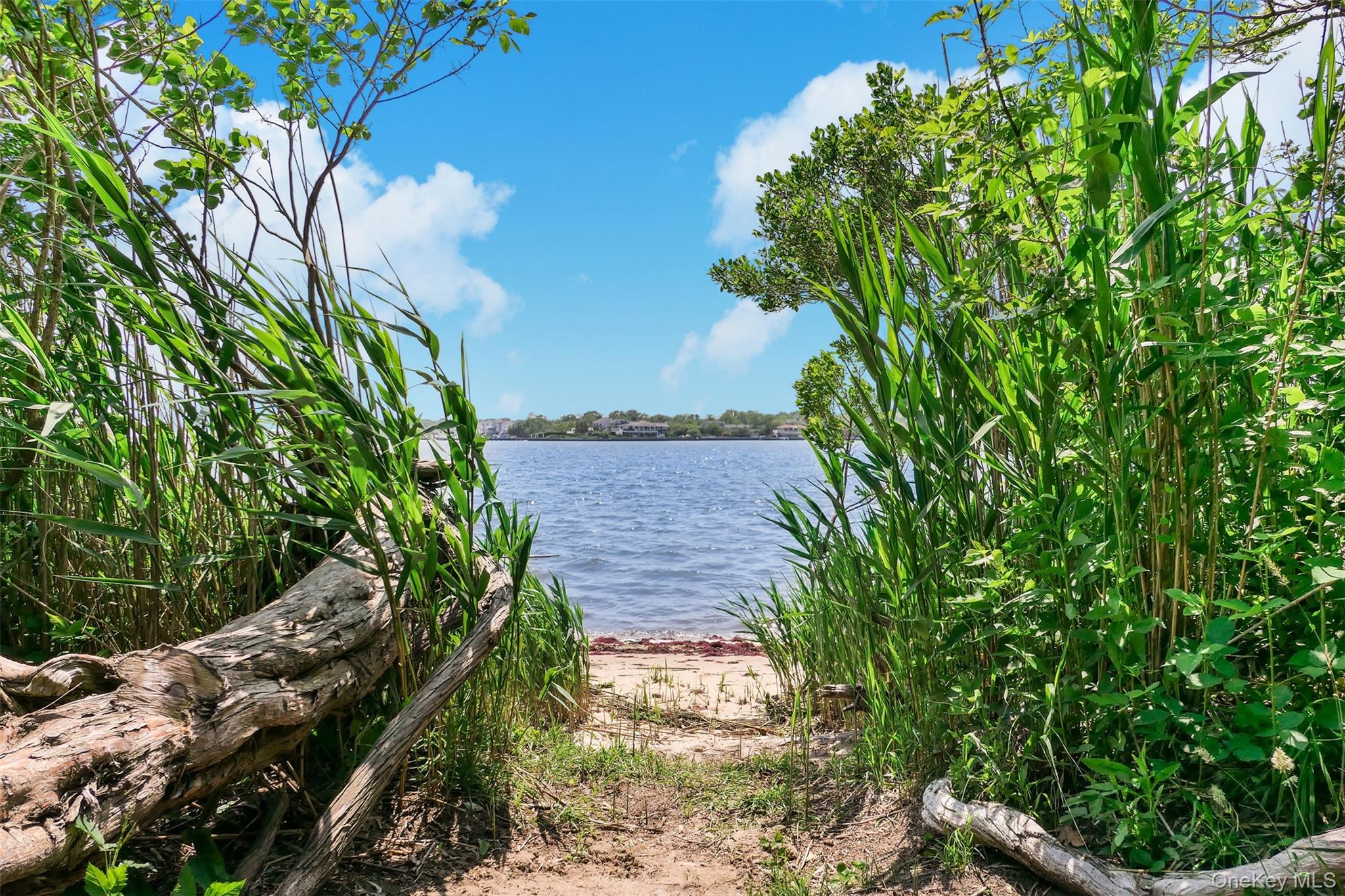 34 Old Neck Road S, Center Moriches, NY 11934